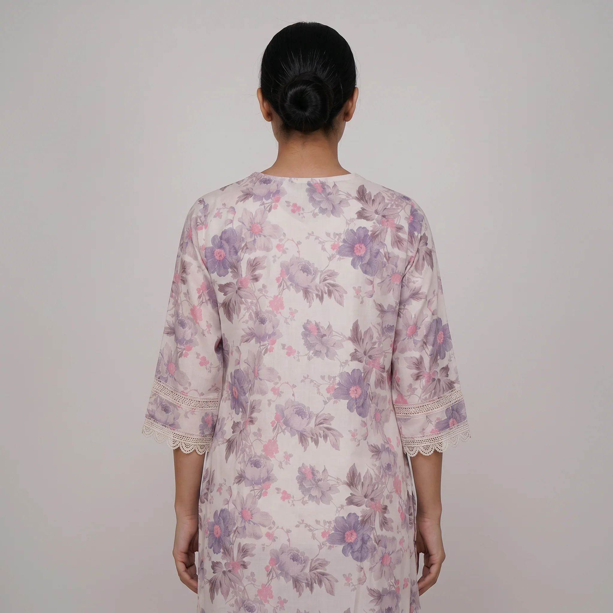 Printed V-Neck Straight Kurta - Image 3