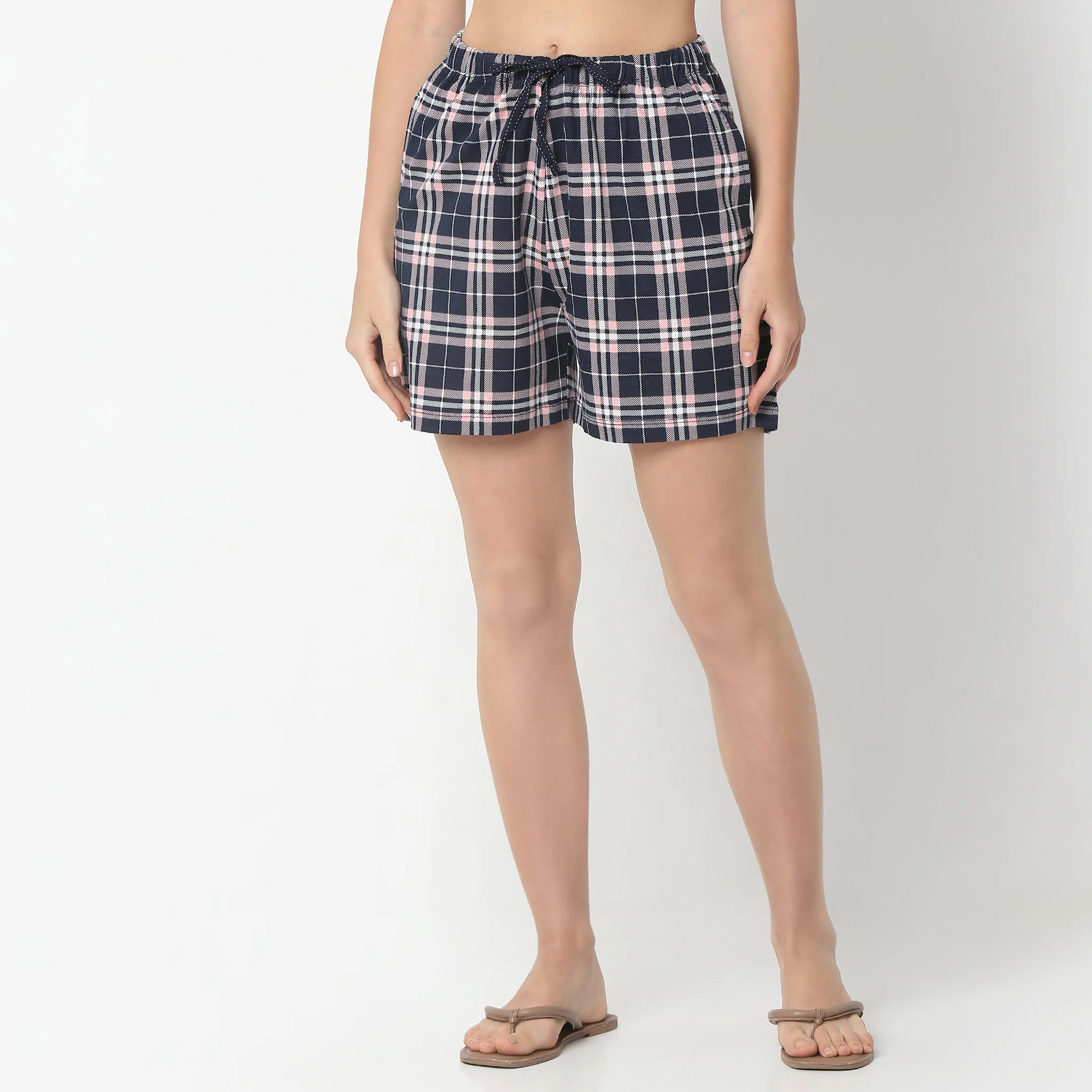 Checkered Above Knee Mid Rise Lounge Shorts - Image 2
