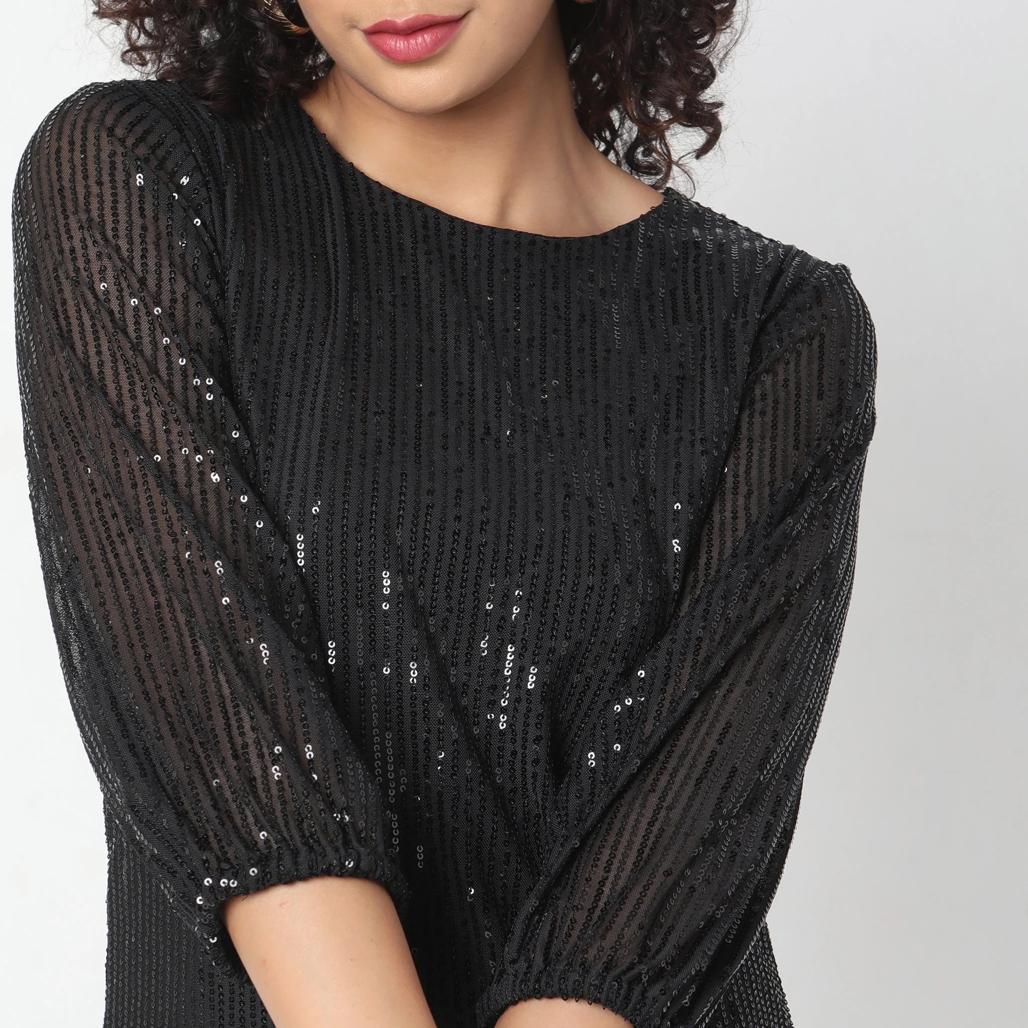 Regular Fit Embellished Dress - Image 4