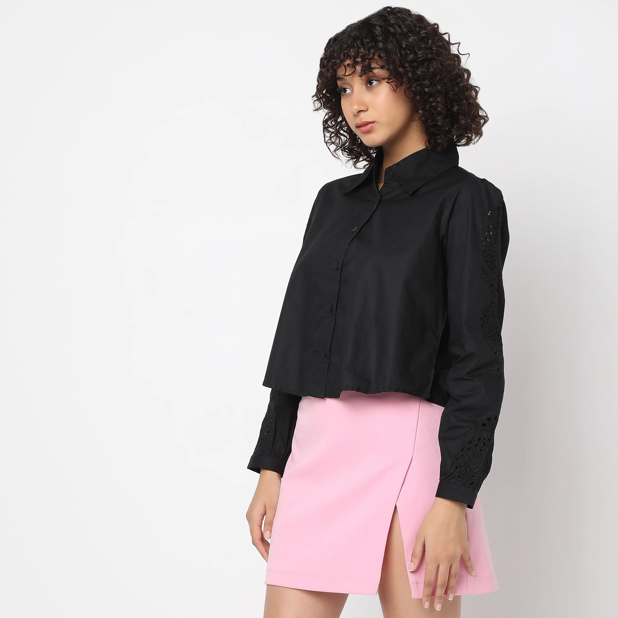 Regular Fit Embroidered Shirt - Image 5