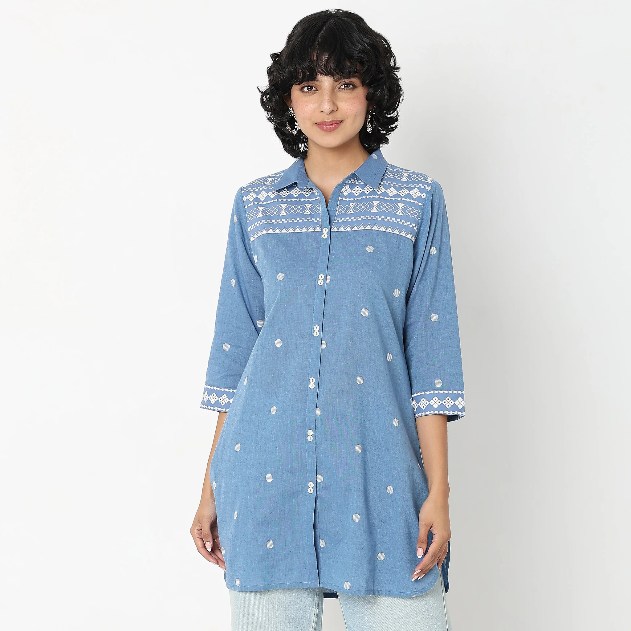 Regular Fit Embroidered Tunic - Image 2