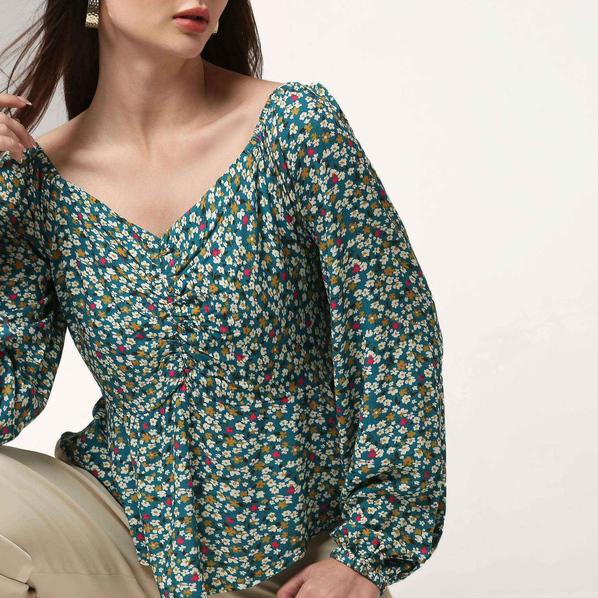 Regular Fit Floral Top - Image 4