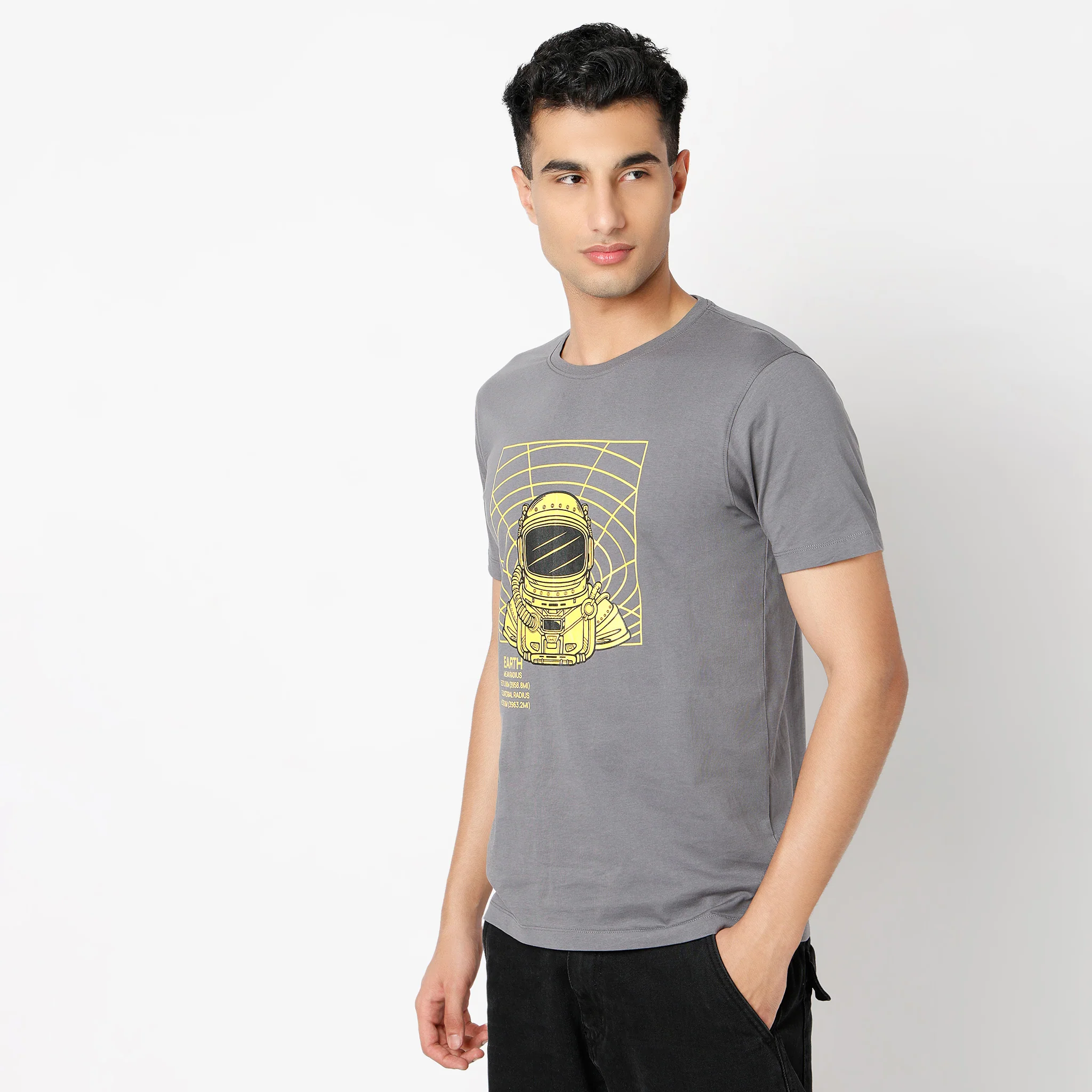 Graphitee Crew Neck Half Sleeve T-Shirt - Image 4
