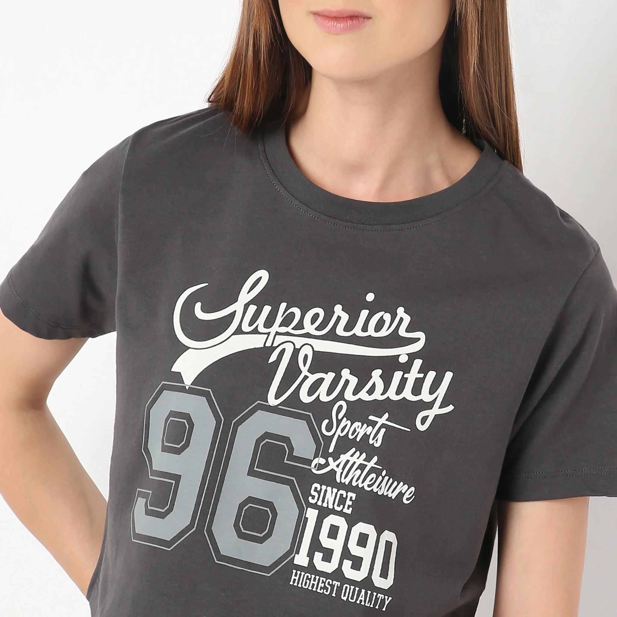 Crew Neck Short Sleeve Betty Graphic Crop T-Shirt - Image 5