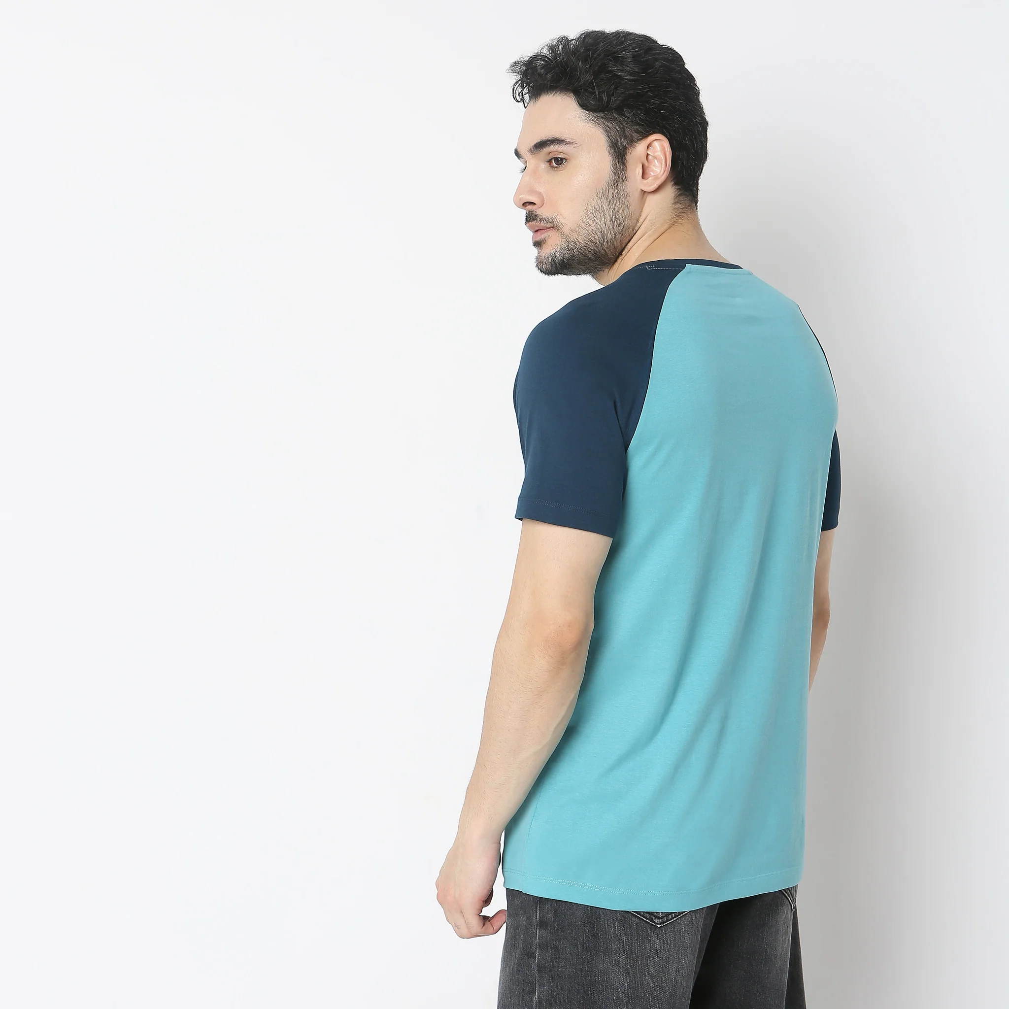 Knitted Graphic T-Shirt - Image 3