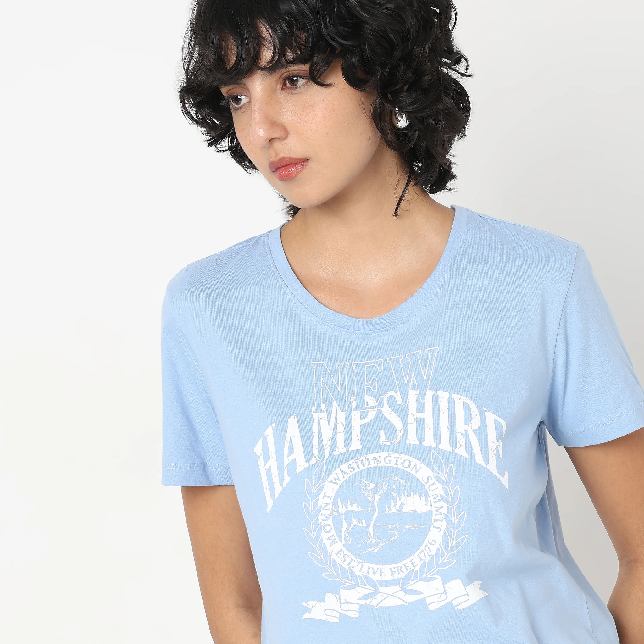 Regular Fit Graphic T-Shirt - Image 4