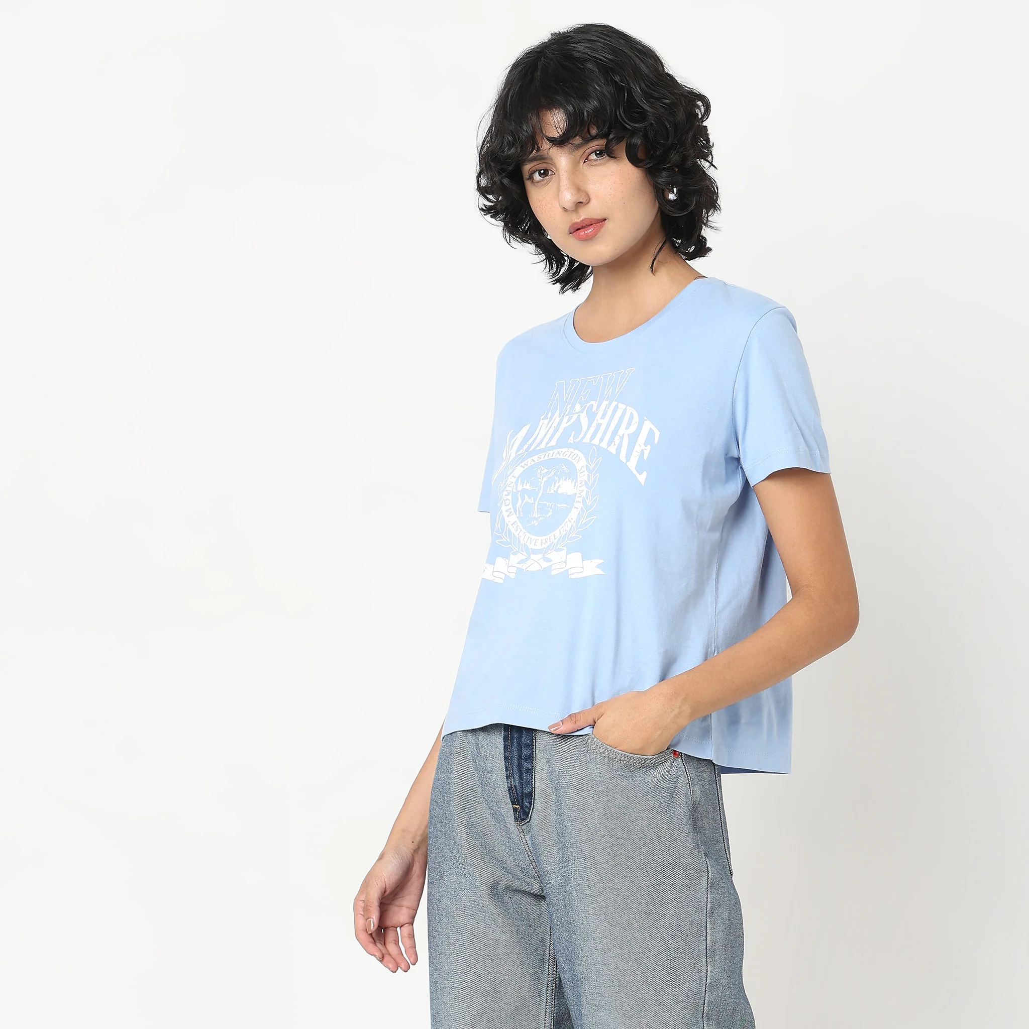 Regular Fit Graphic T-Shirt - Image 5