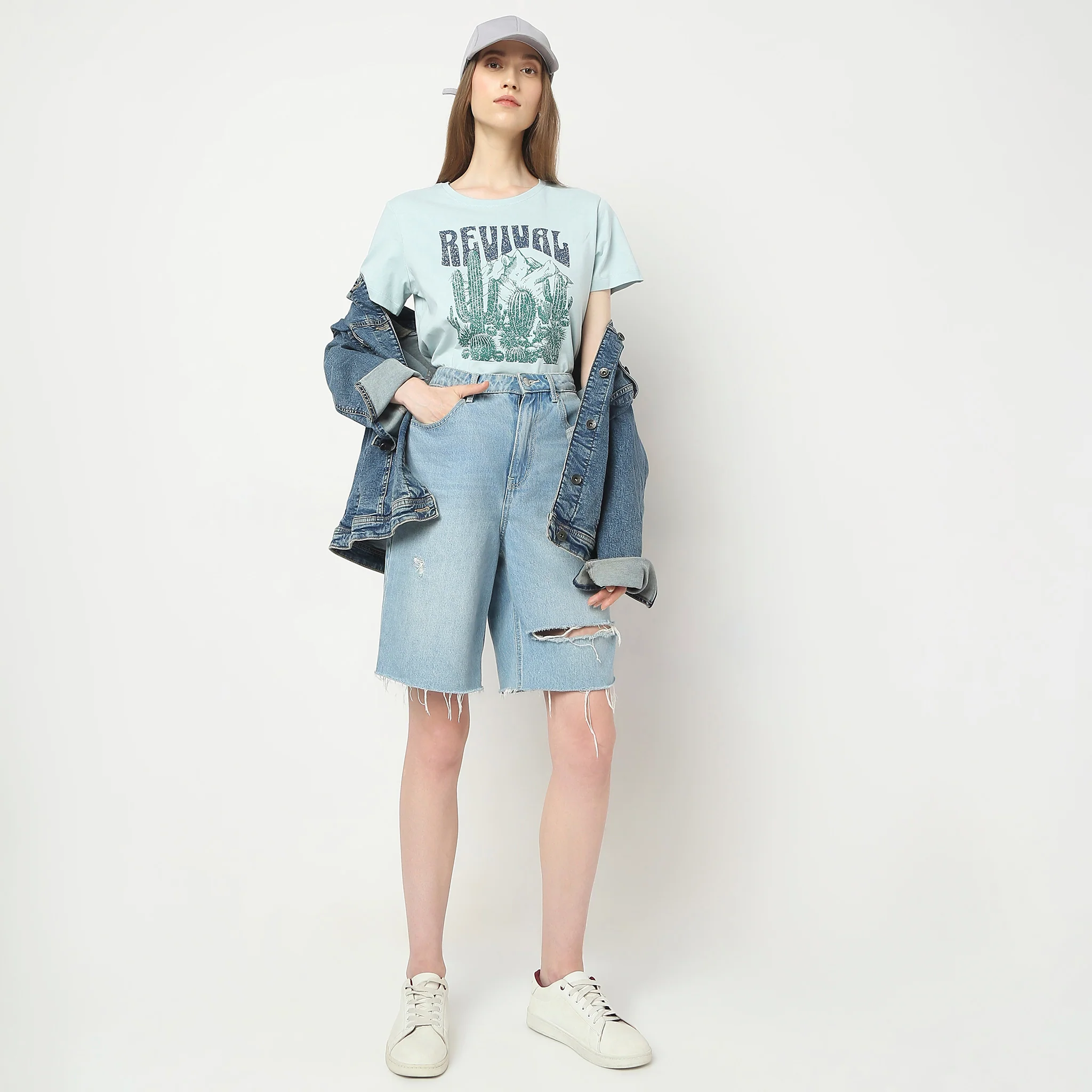 Regular Fit Graphic T-Shirt - Image 2