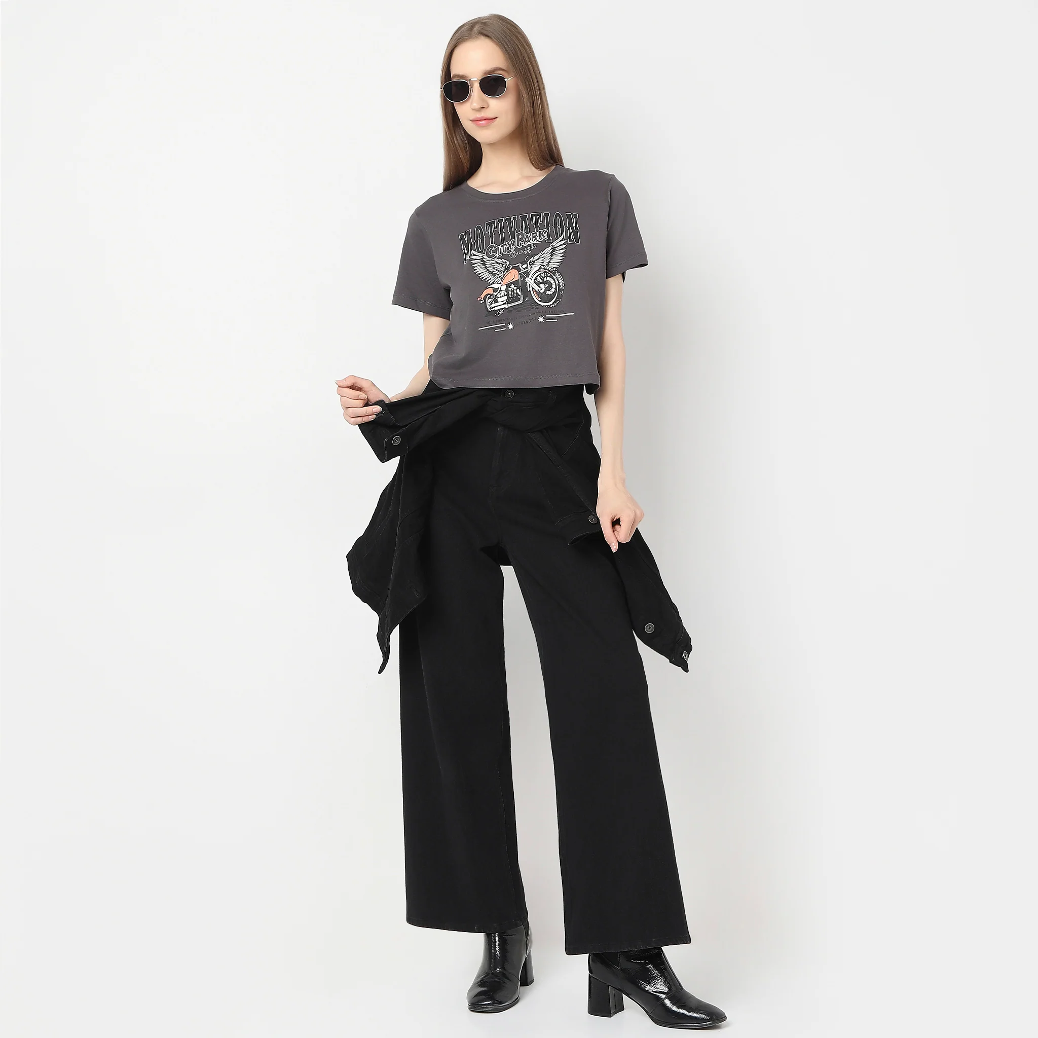 Regular Fit Graphic T-Shirt - Image 2