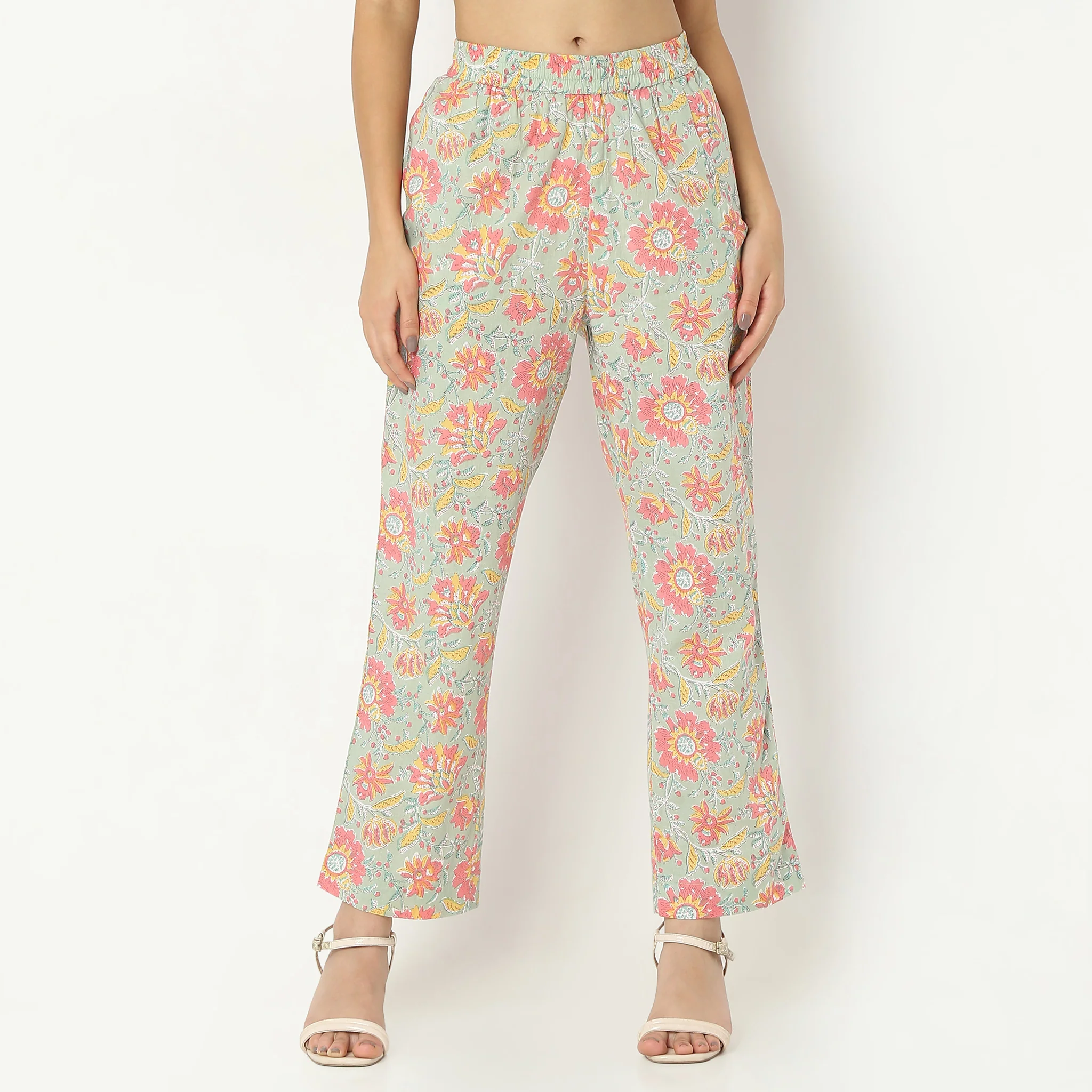 Printed Full Length Band Collar Short Sleeve Top With Pyjama Set - Image 6