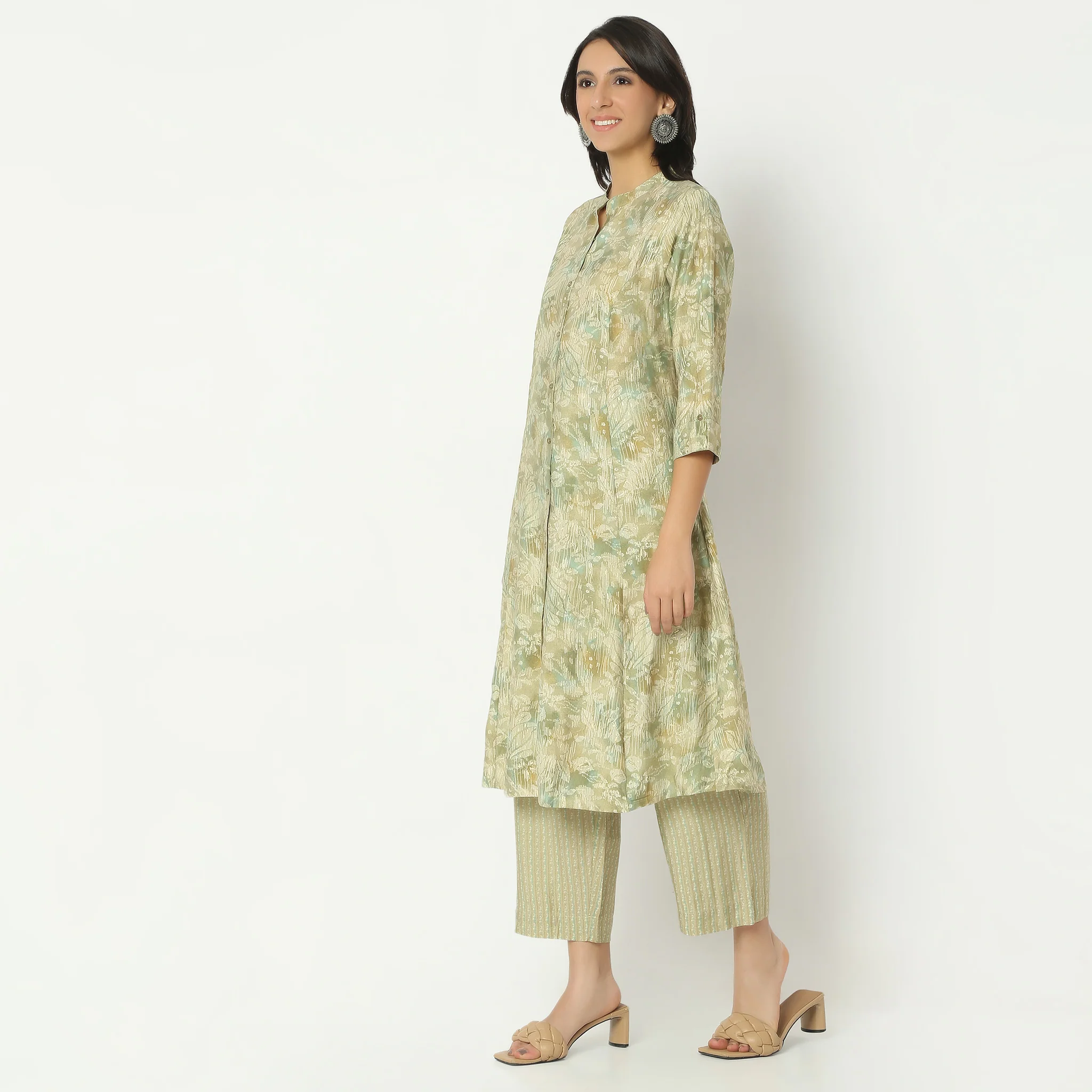 Floral Print Band Collar Kurta With Pant Set - Image 5