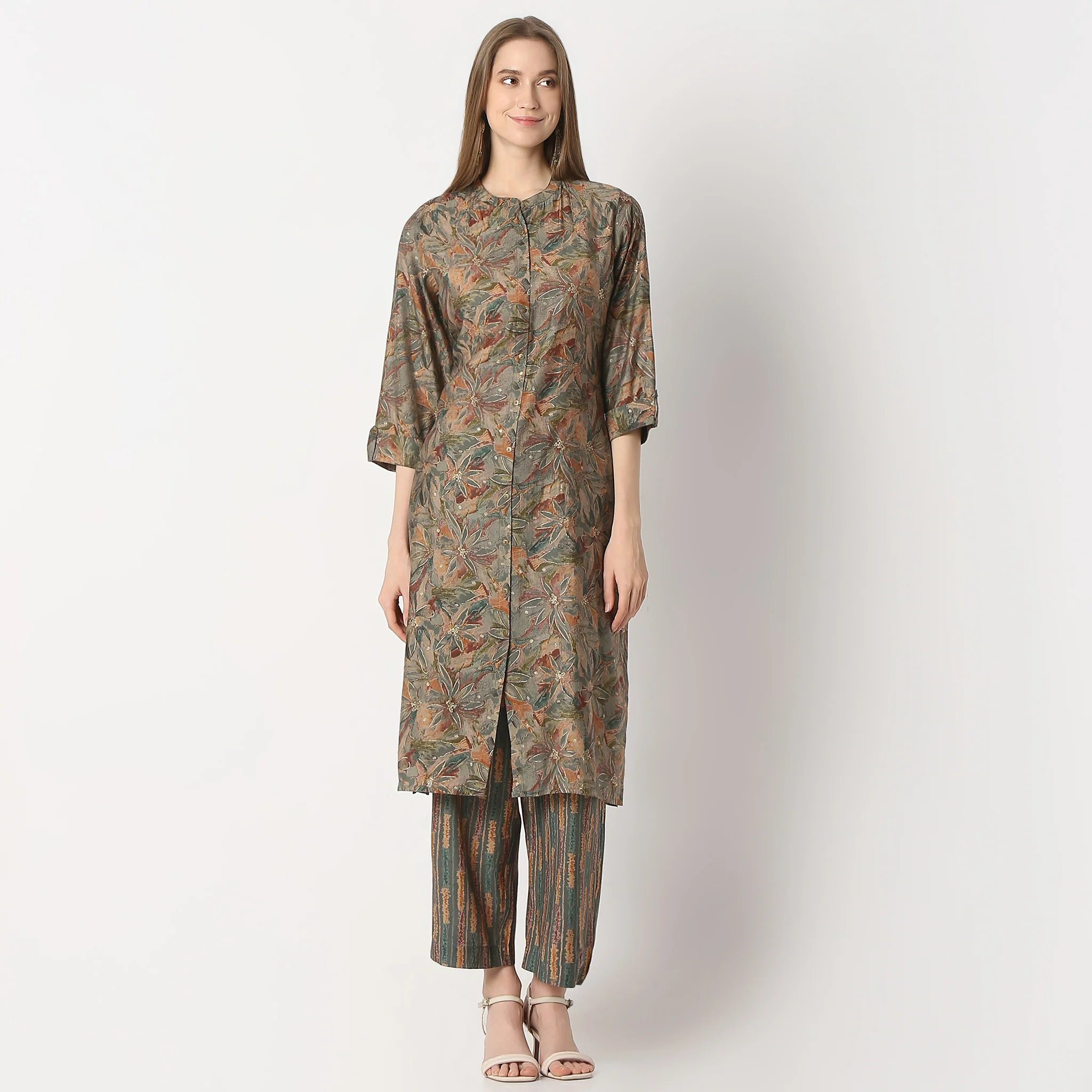 Printed Band Collar Straight Kurta With Pant Set - Image 2