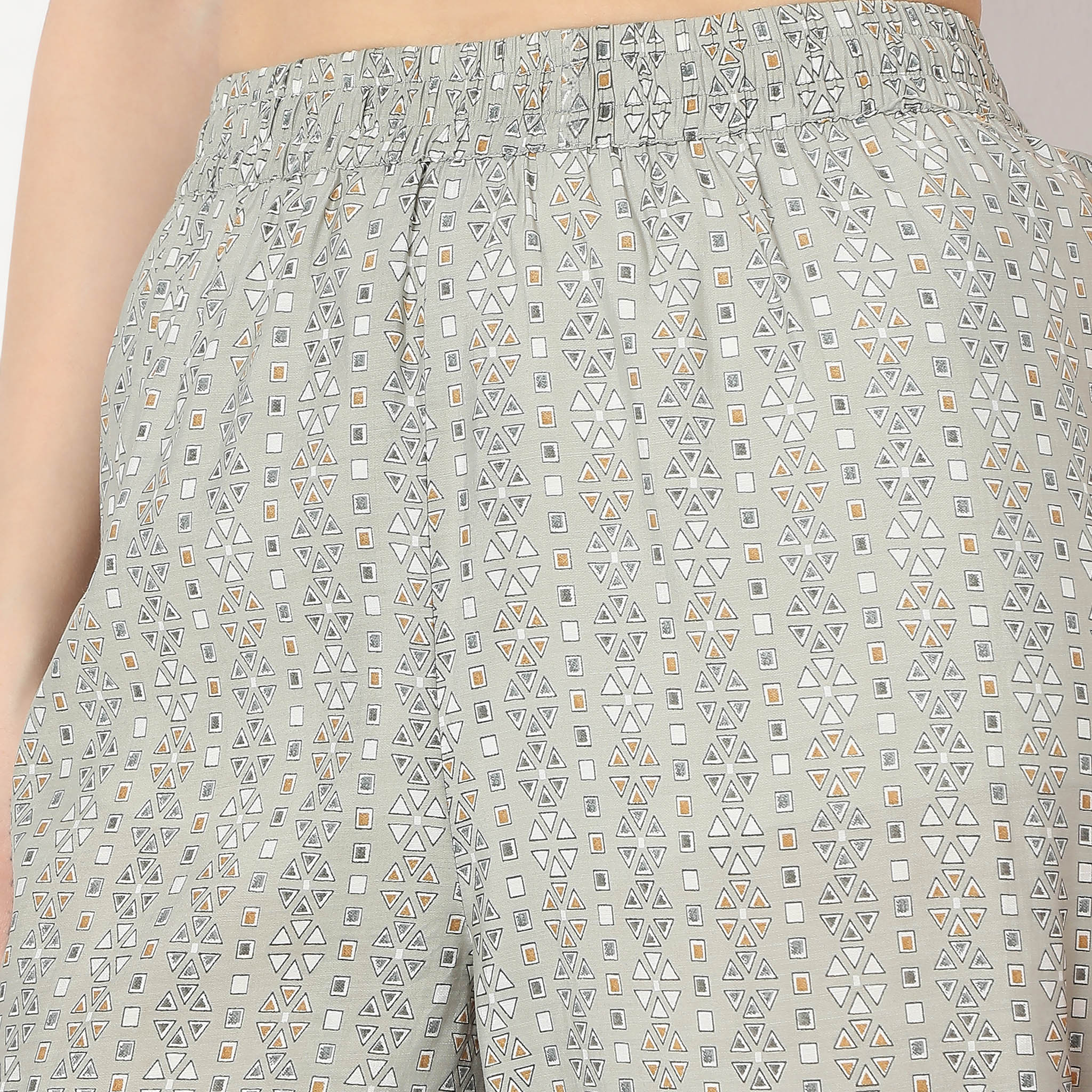 Floral Print Calf Length A-Line Kurta With Pant Set - Image 13