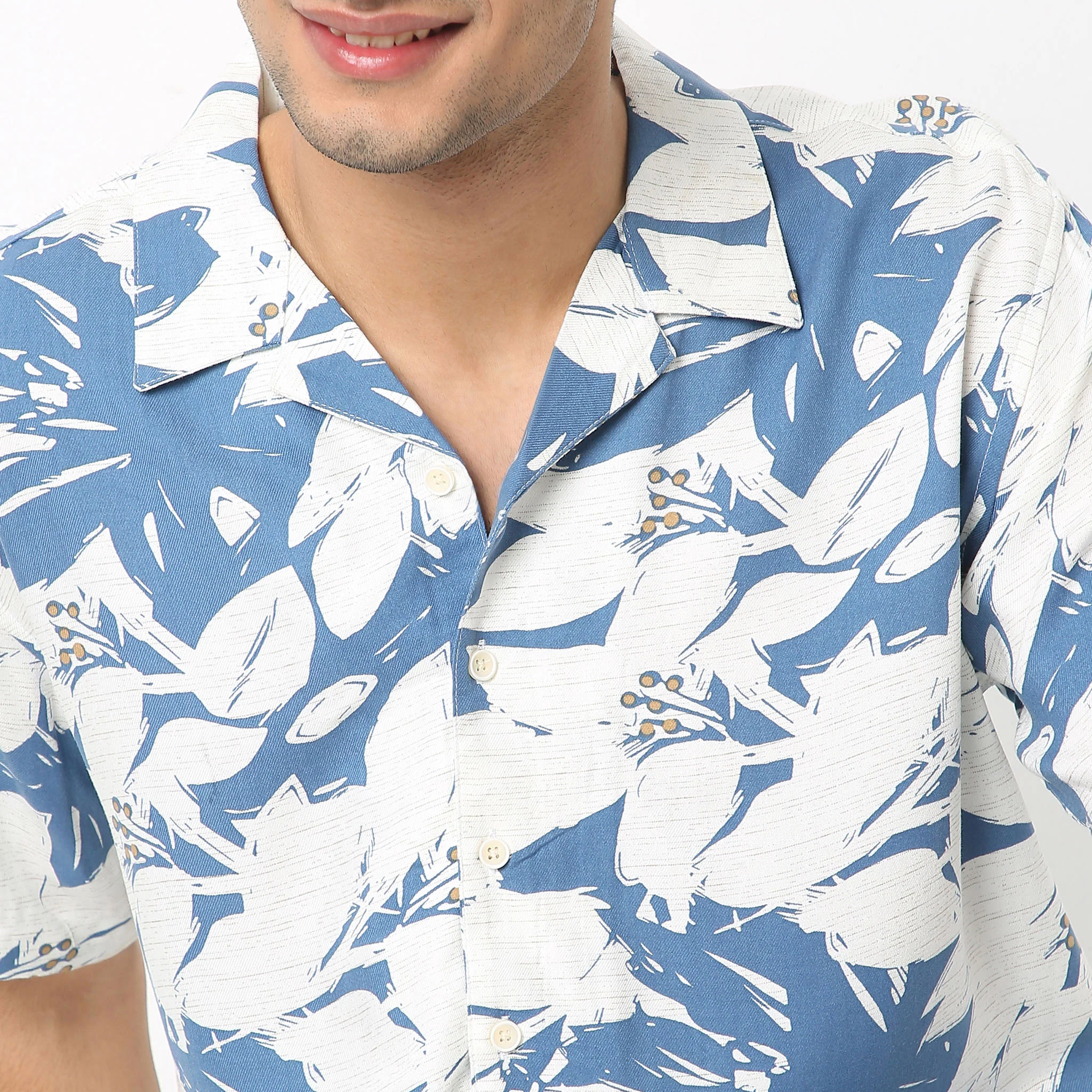 Retreat Shirtᵉˣ Camp Collar Half Sleeve Printed Relaxed Fit - Image 5