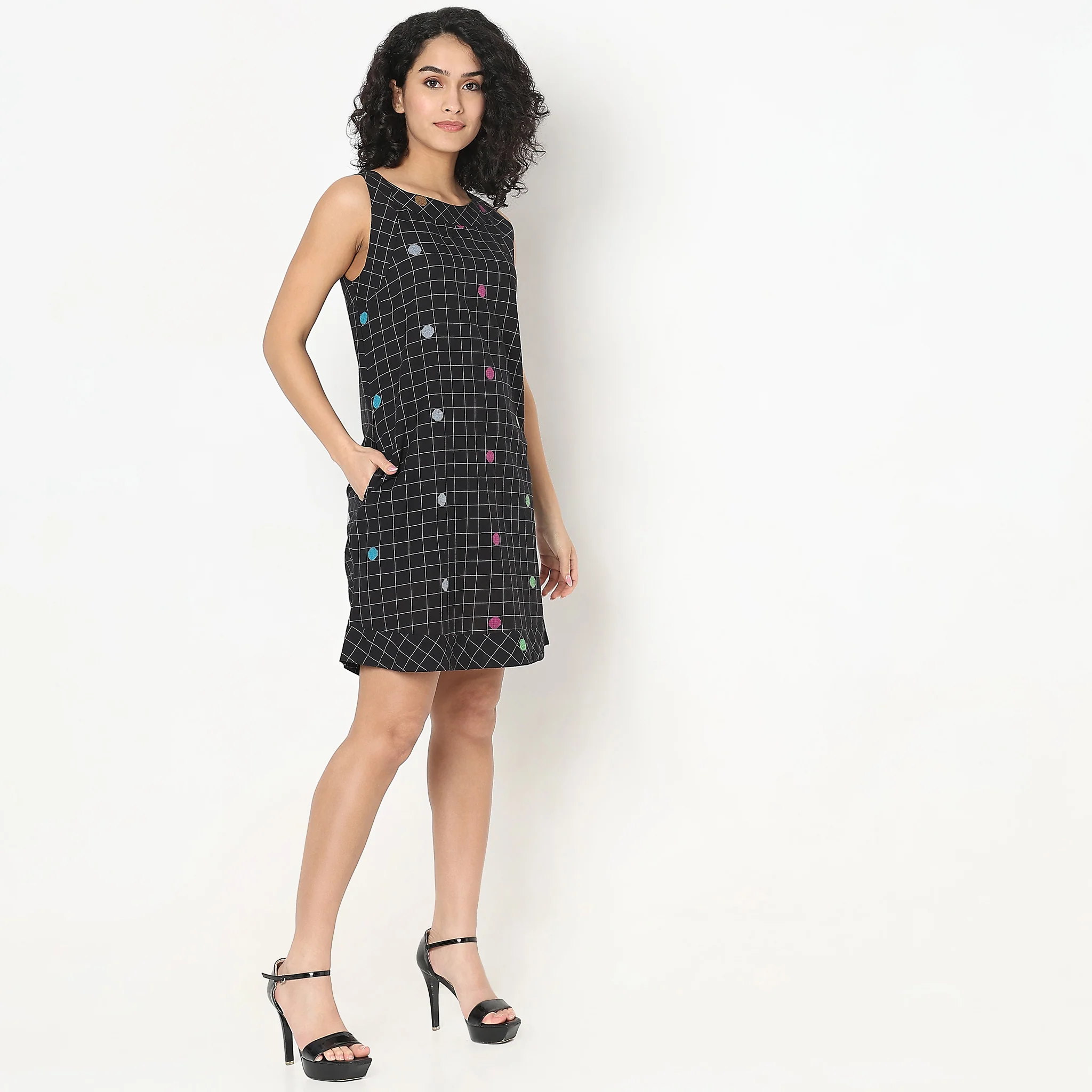 Regular Fit Printed Dress - Image 5