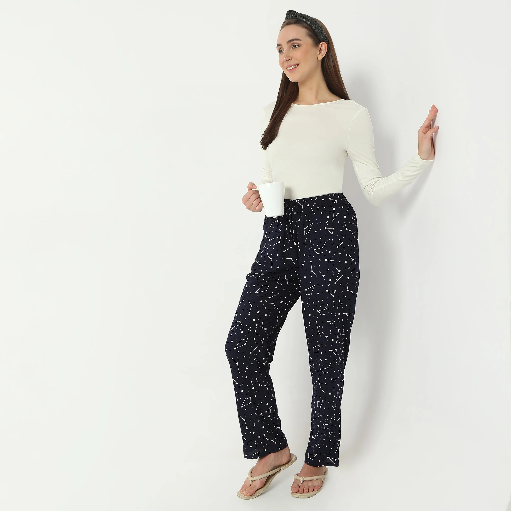 Printed Full Length Mid Rise Lounge Pyjamas