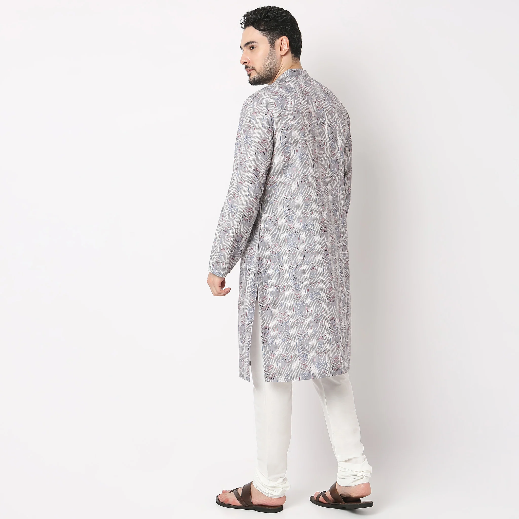 Regular Fit Printed Kurta - Image 3