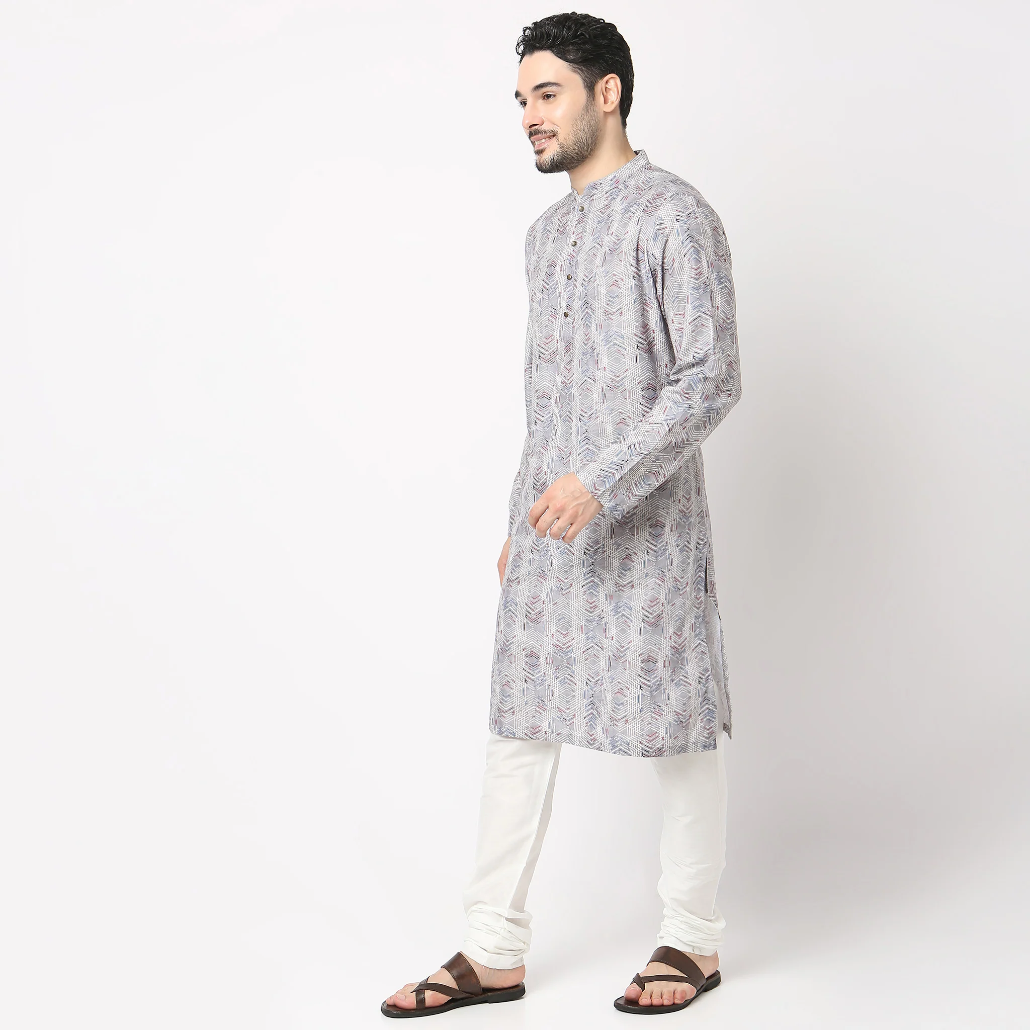 Regular Fit Printed Kurta - Image 5