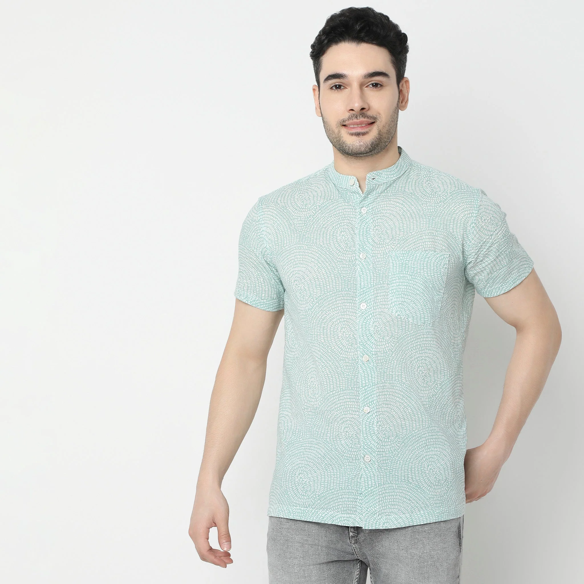 Regular Fit Printed Kurta - Image 6