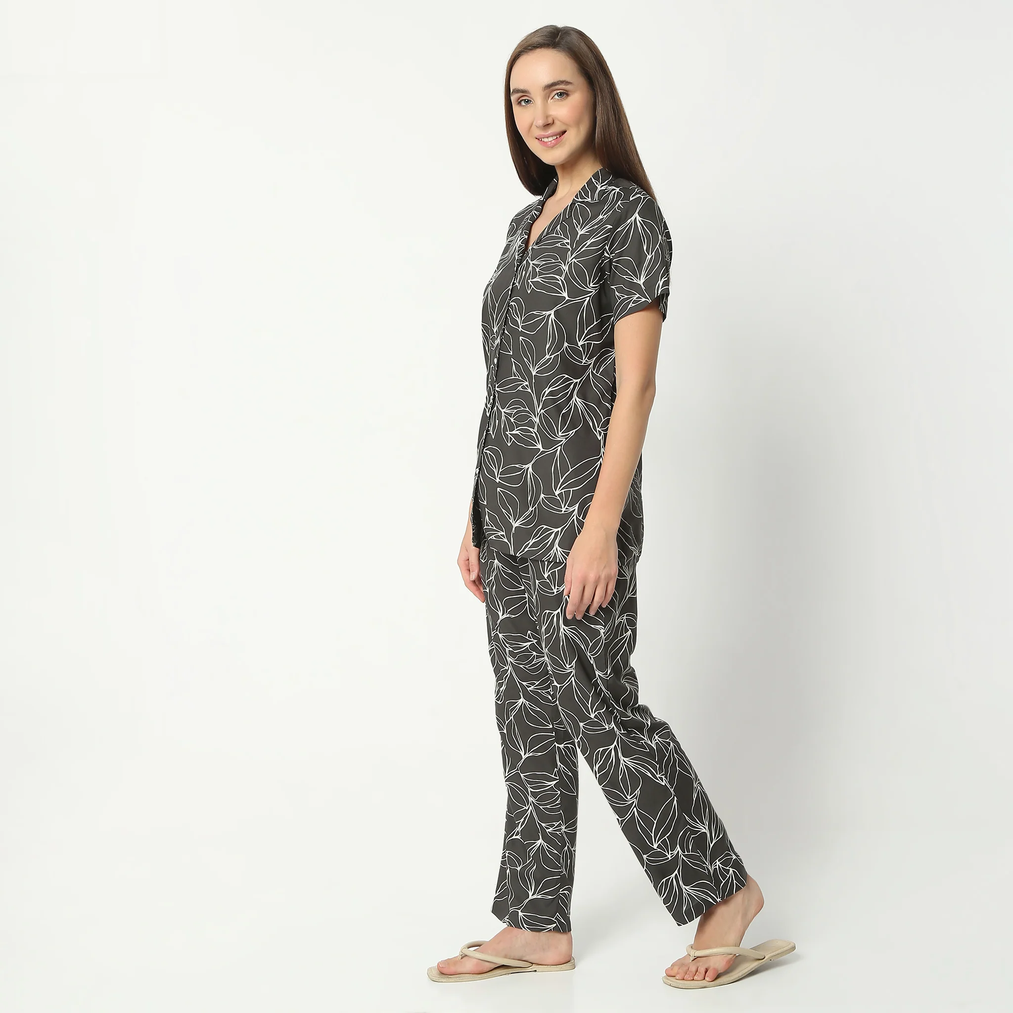 Printed Lapel Collar Short Sleeve Shirt With Pyjama Sleepwear Set - Image 5