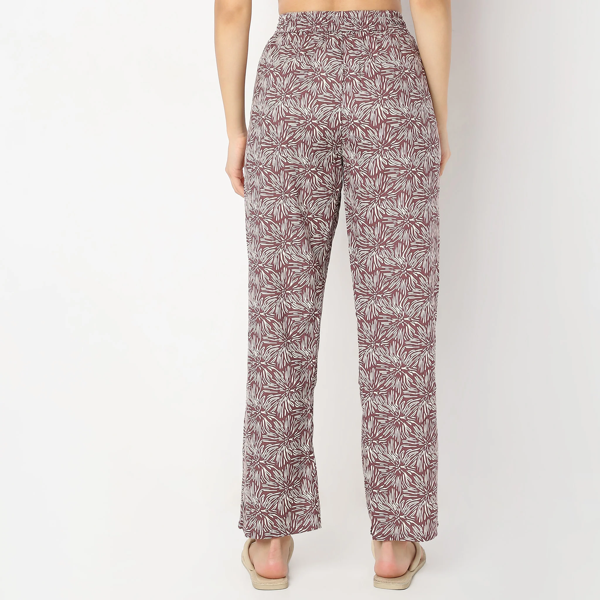 Printed Full Length Mid Rise Lounge Pyjamas - Image 3