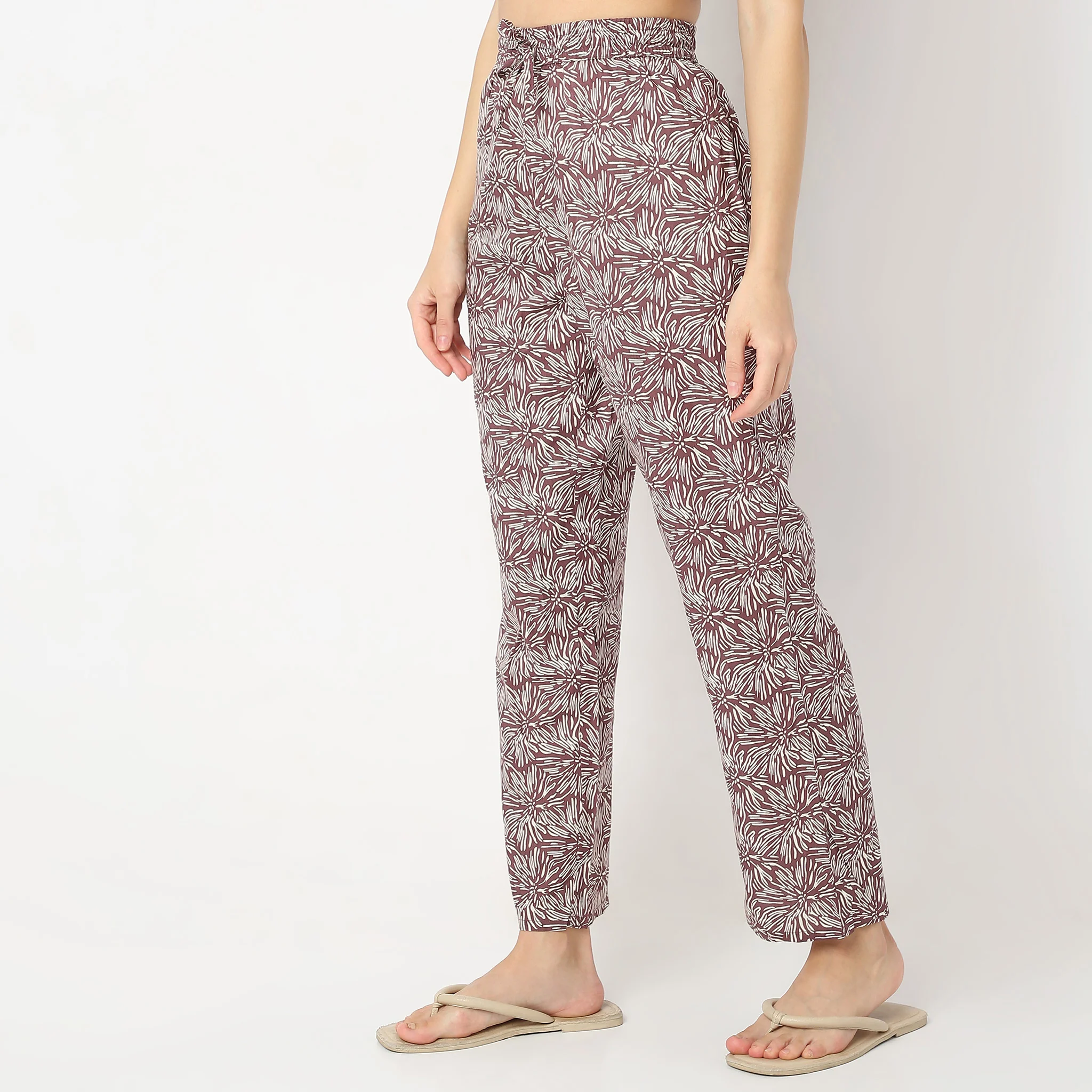 Printed Full Length Mid Rise Lounge Pyjamas - Image 5