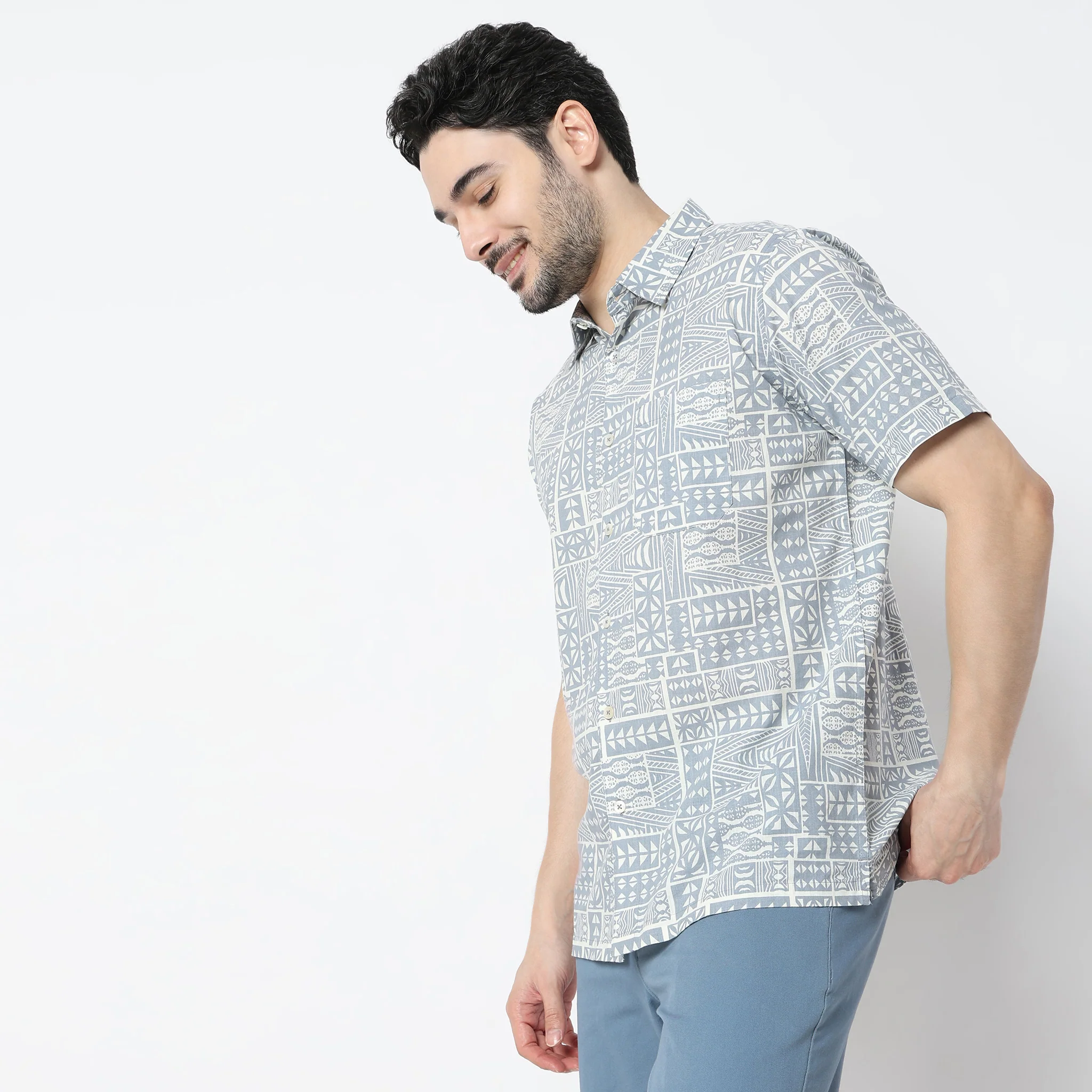 Artistryᵉˣ Printed Half Sleeve Collar Block Print Shirt - Image 4
