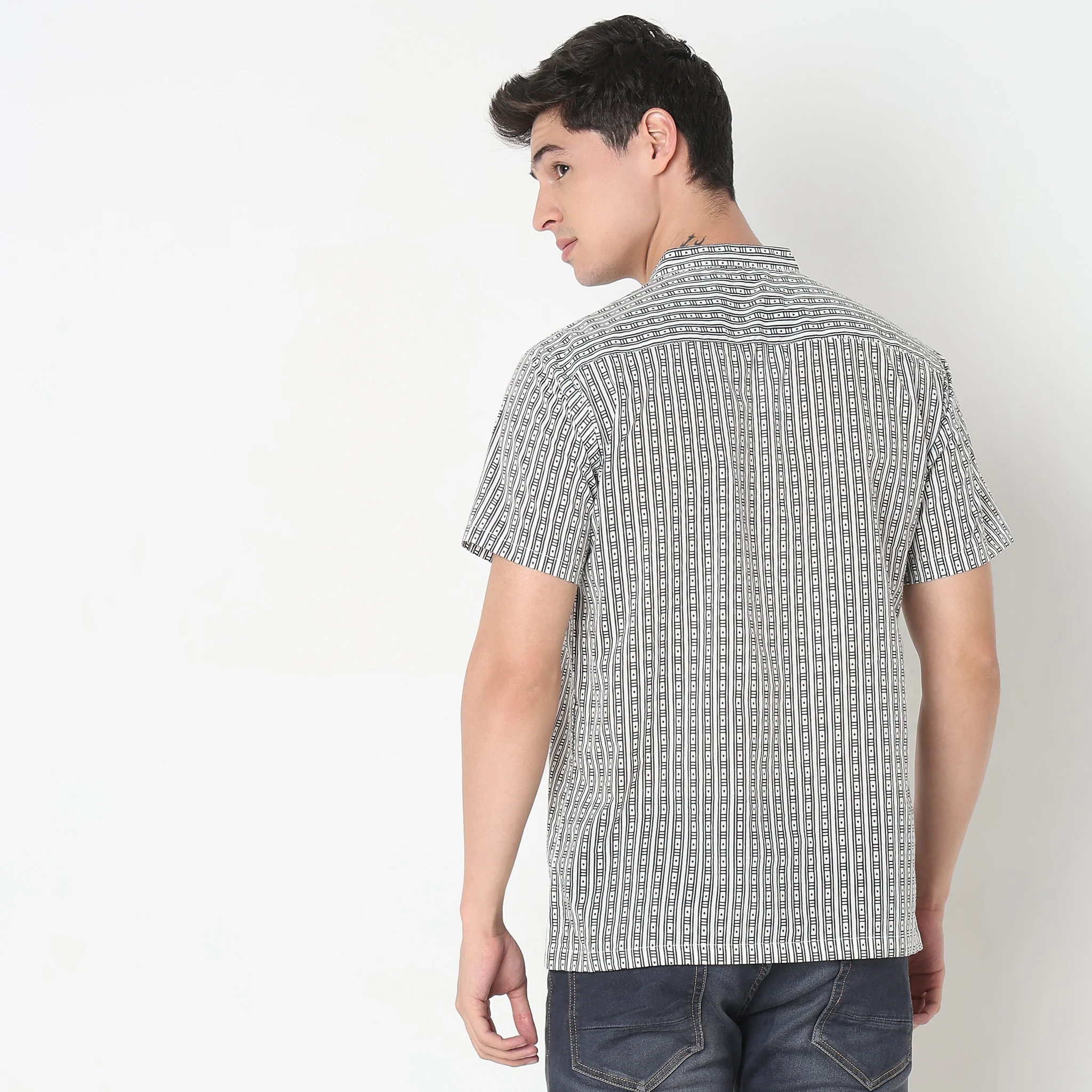 Regular Fit Printed Shirt - Image 3