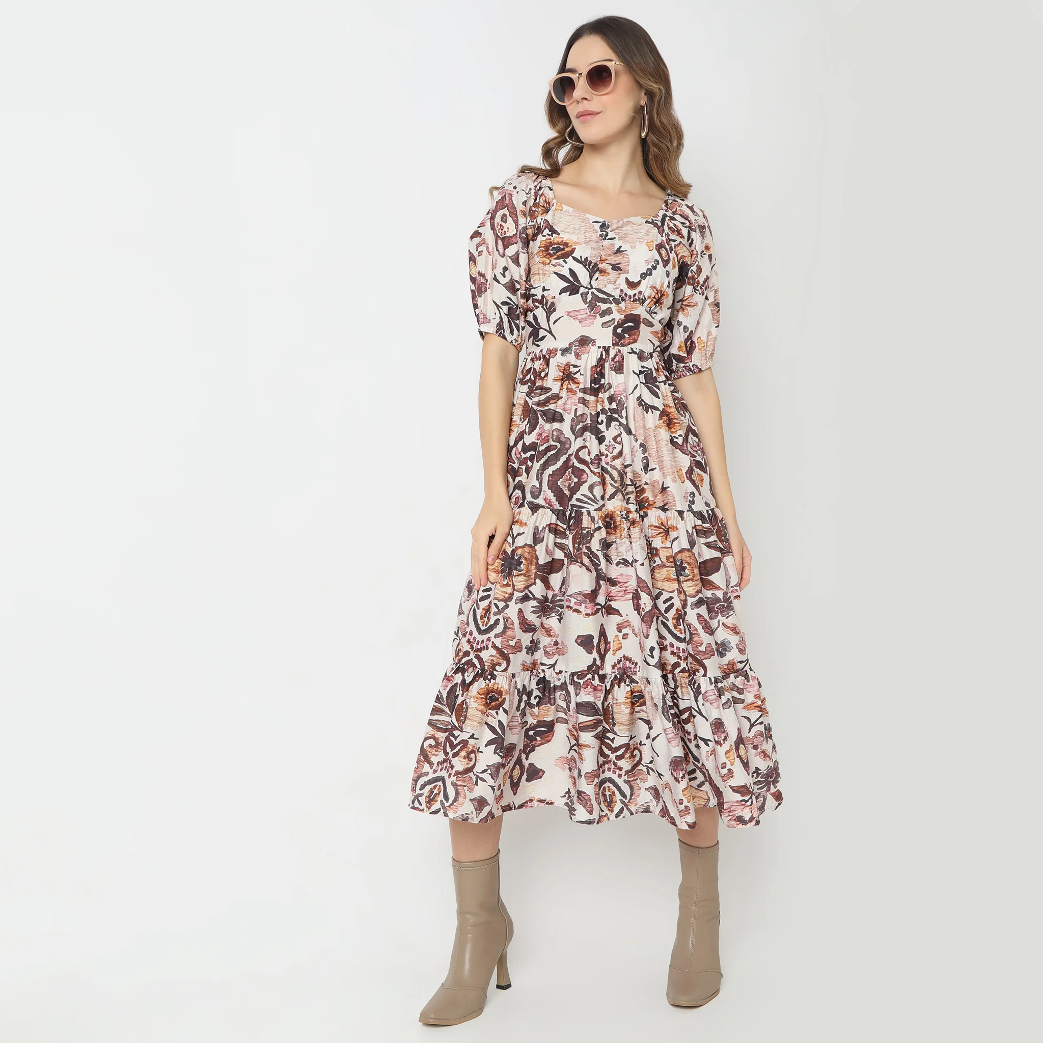 Printed Short Sleeve Sweatheart Neck Dress