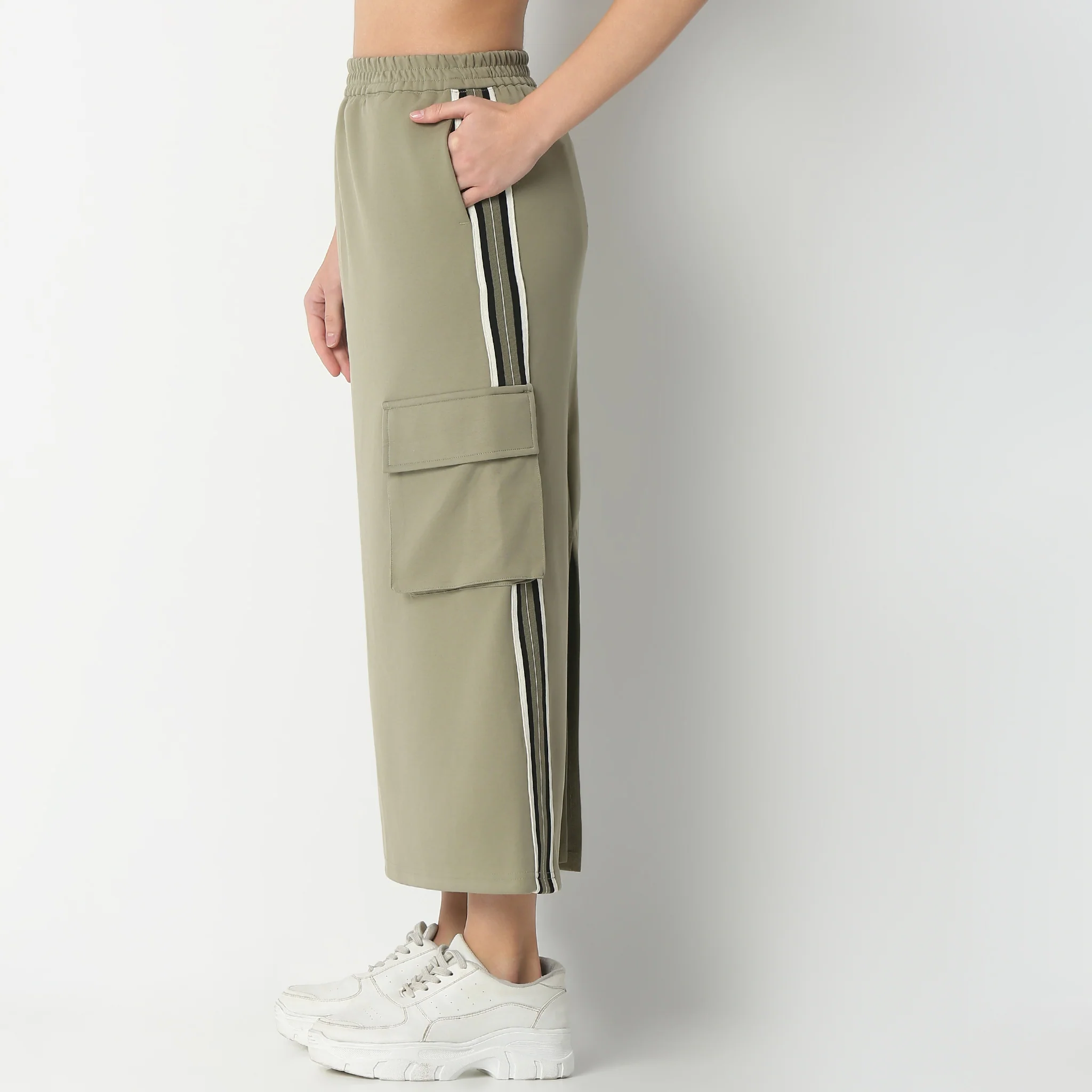 Solid High Rise Calf Length With Patch Pocket Detail Skirt - Image 5