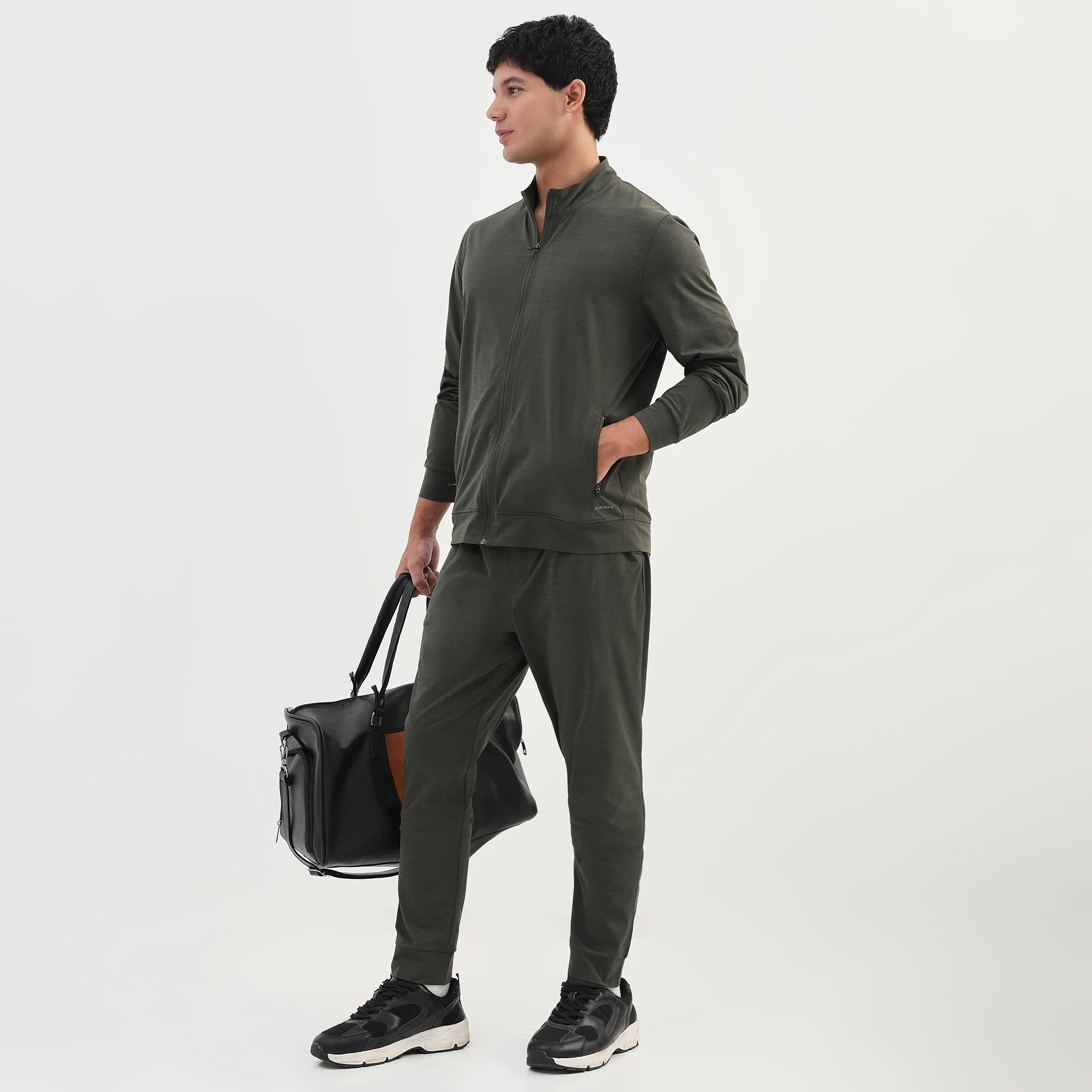 AirJack™ 25 – Air Dry® Regular Fit Jacket With 2 Zip Pockets. LightWeight, breathable - perfect for all Weather-On The Go - Image 40