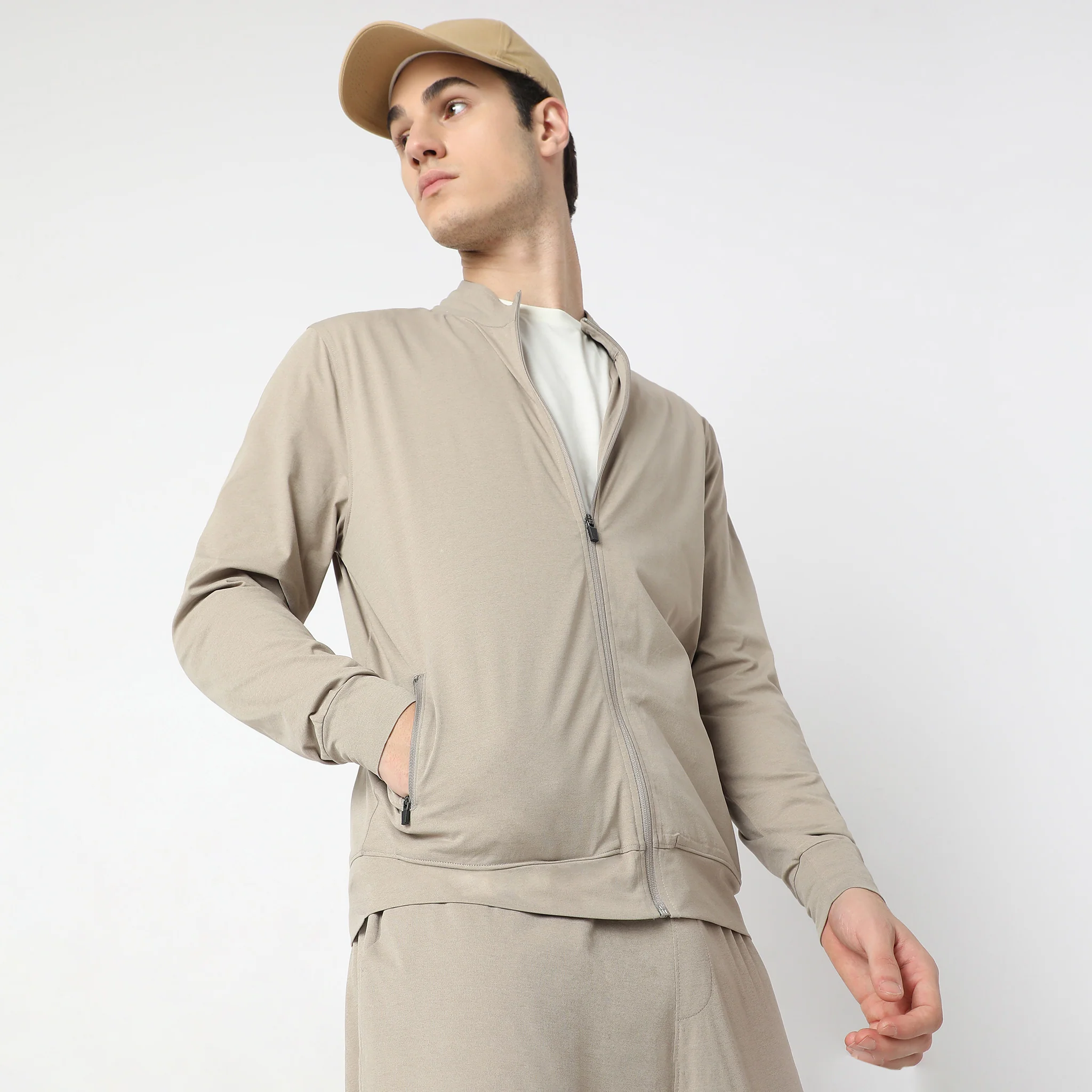 AirJack™ 25 – Air Dry® Regular Fit Jacket With 2 Zip Pockets. LightWeight, breathable - perfect for all Weather-On The Go - Image 6