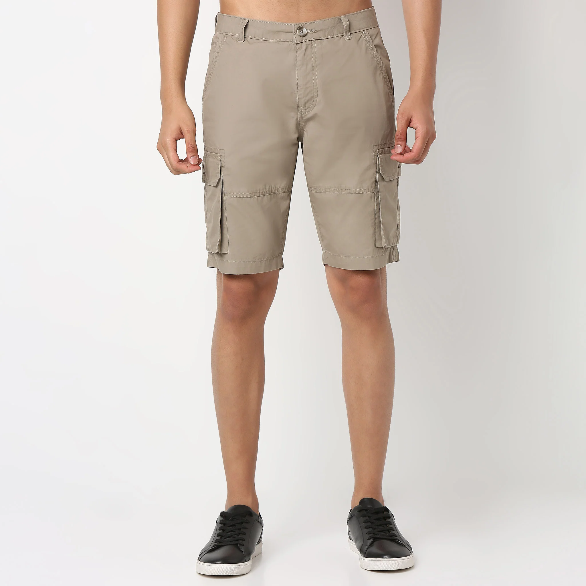 Cotton Heavy Duty Regular Fit Shorts With Stitch Details - Image 2