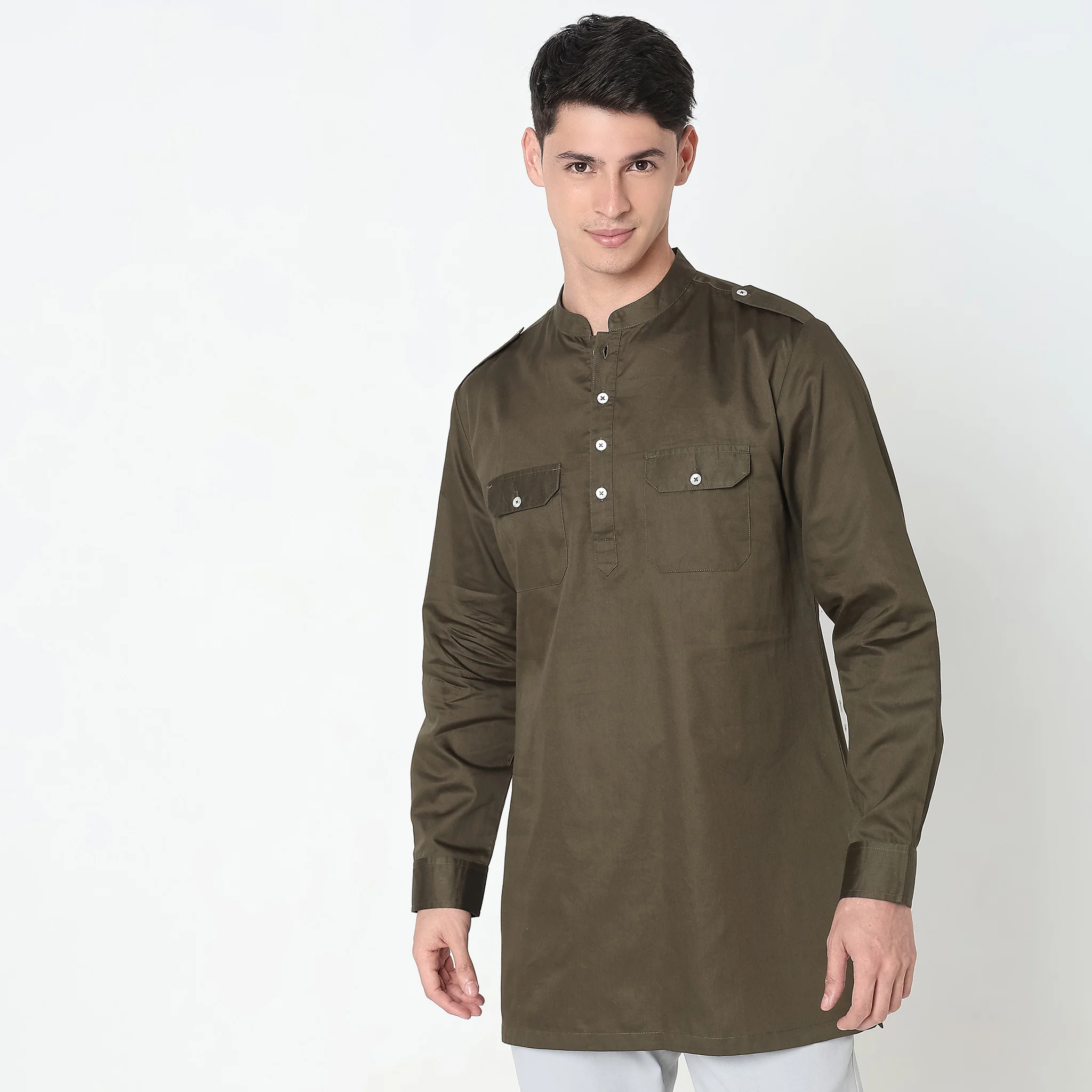 Regular Fit Solid Kurta - Image 7