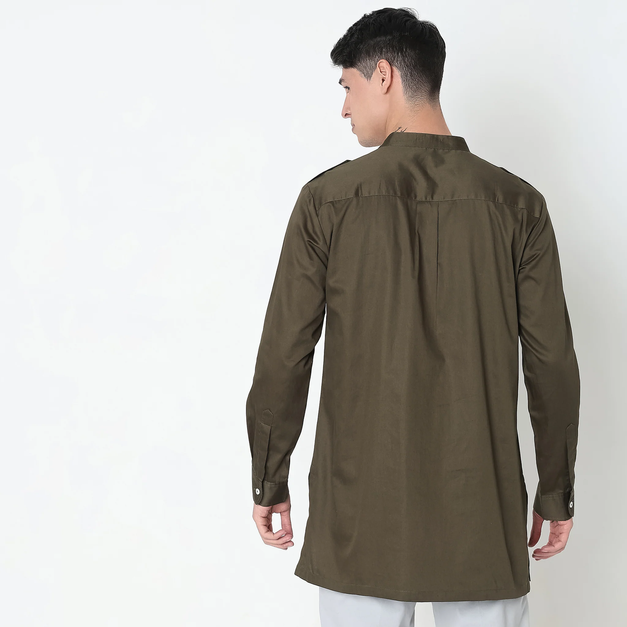 Regular Fit Solid Kurta - Image 8