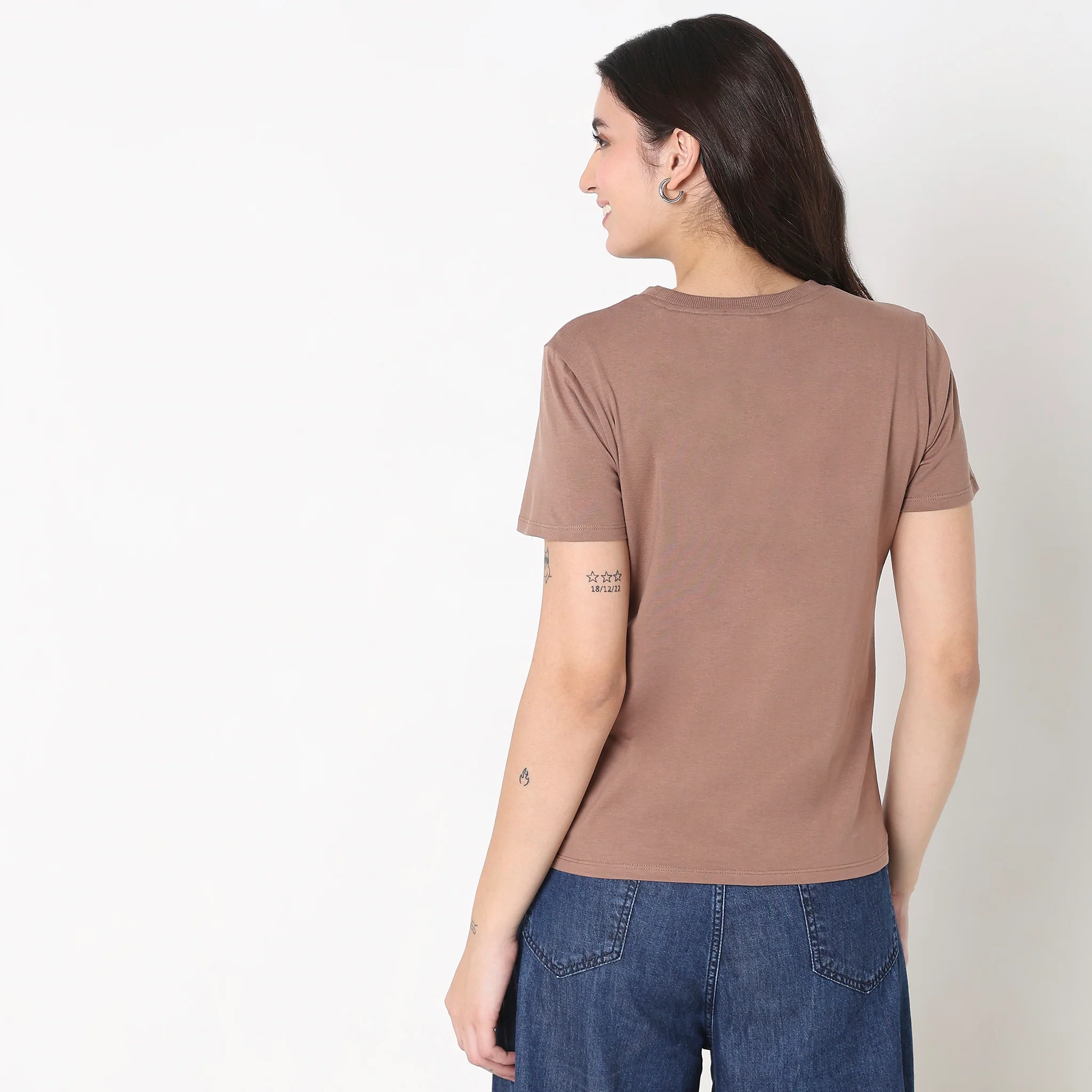 Solid Round Neck T-Shirt - Image 28