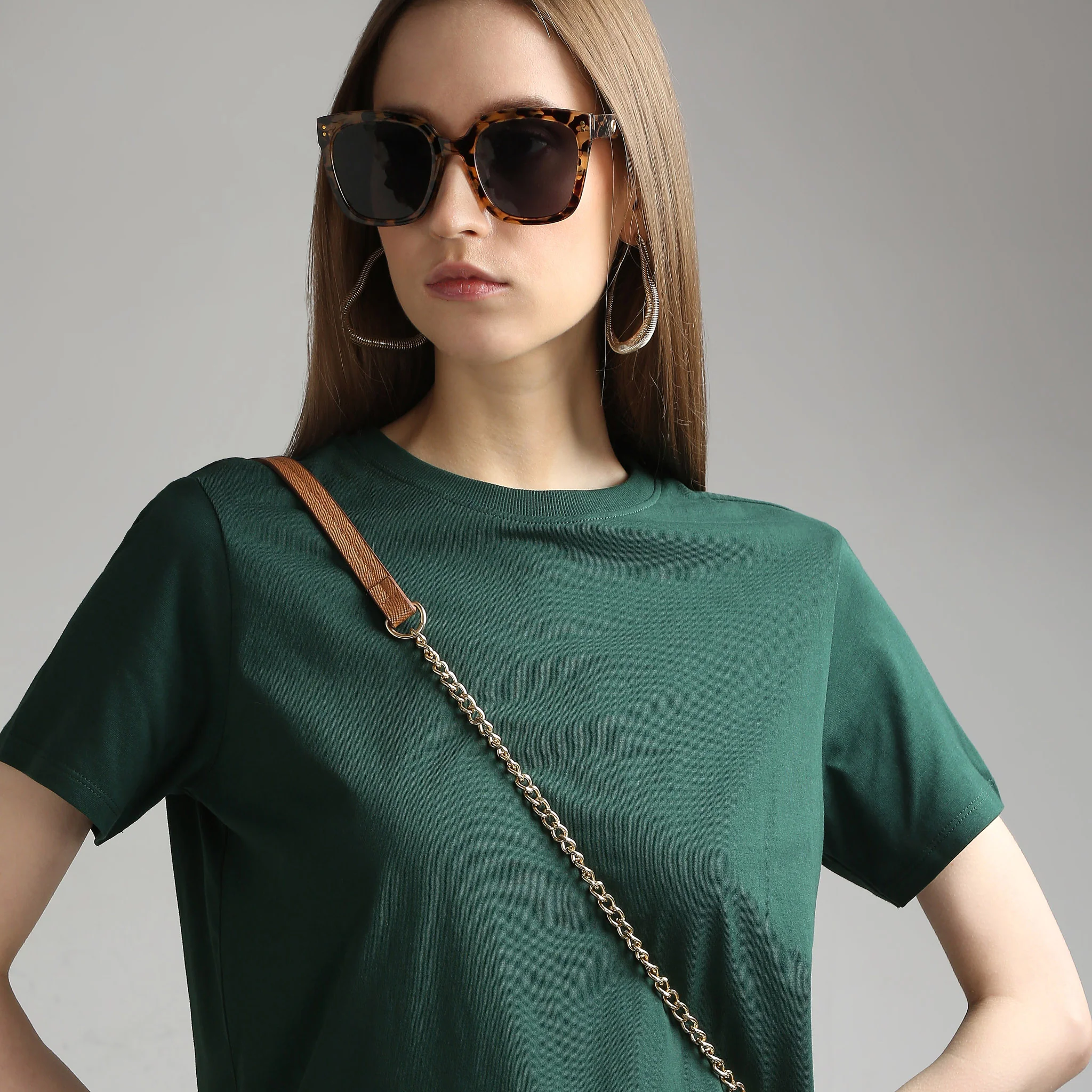 Solid Round Neck T-Shirt - Image 34