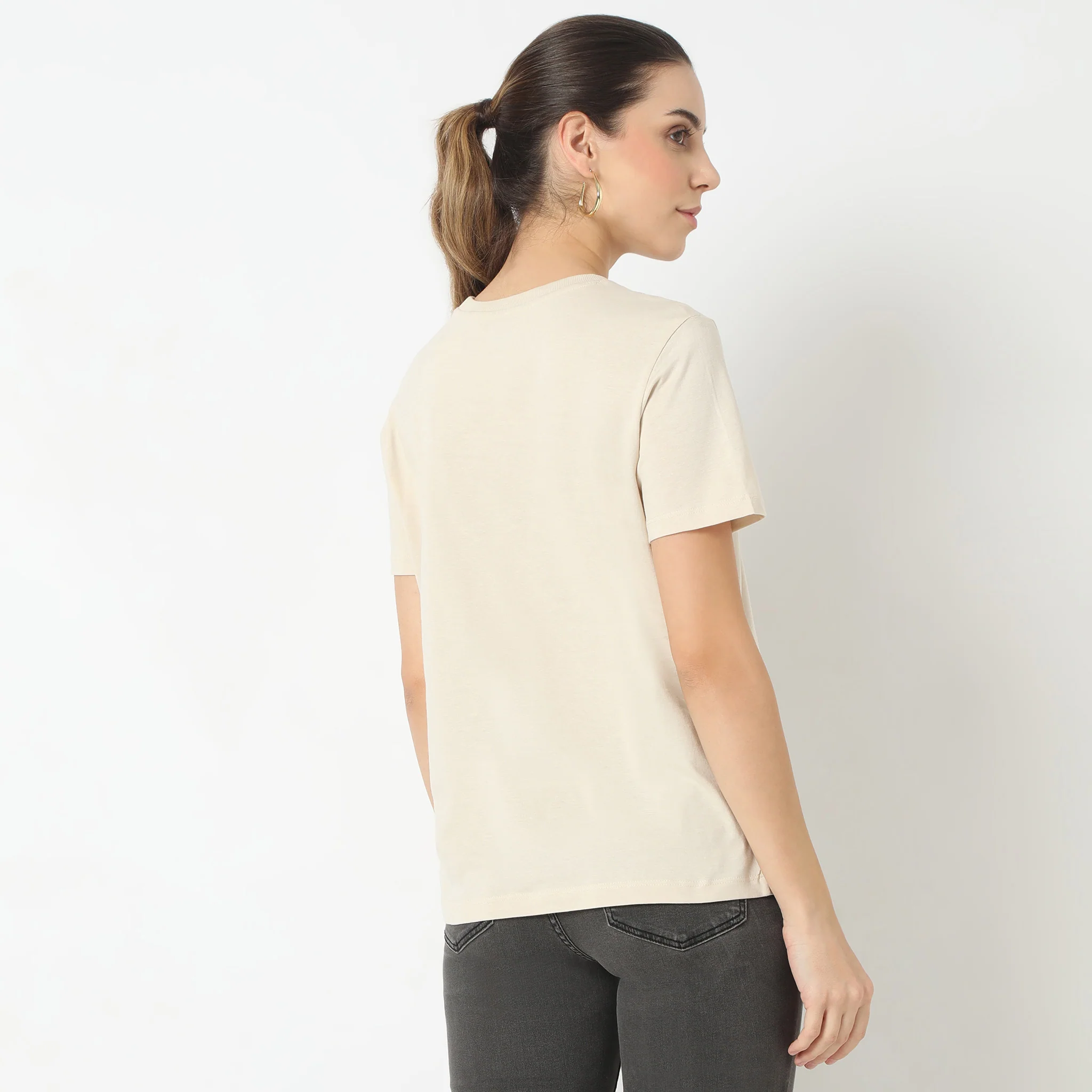 Solid Round Neck T-Shirt - Image 43