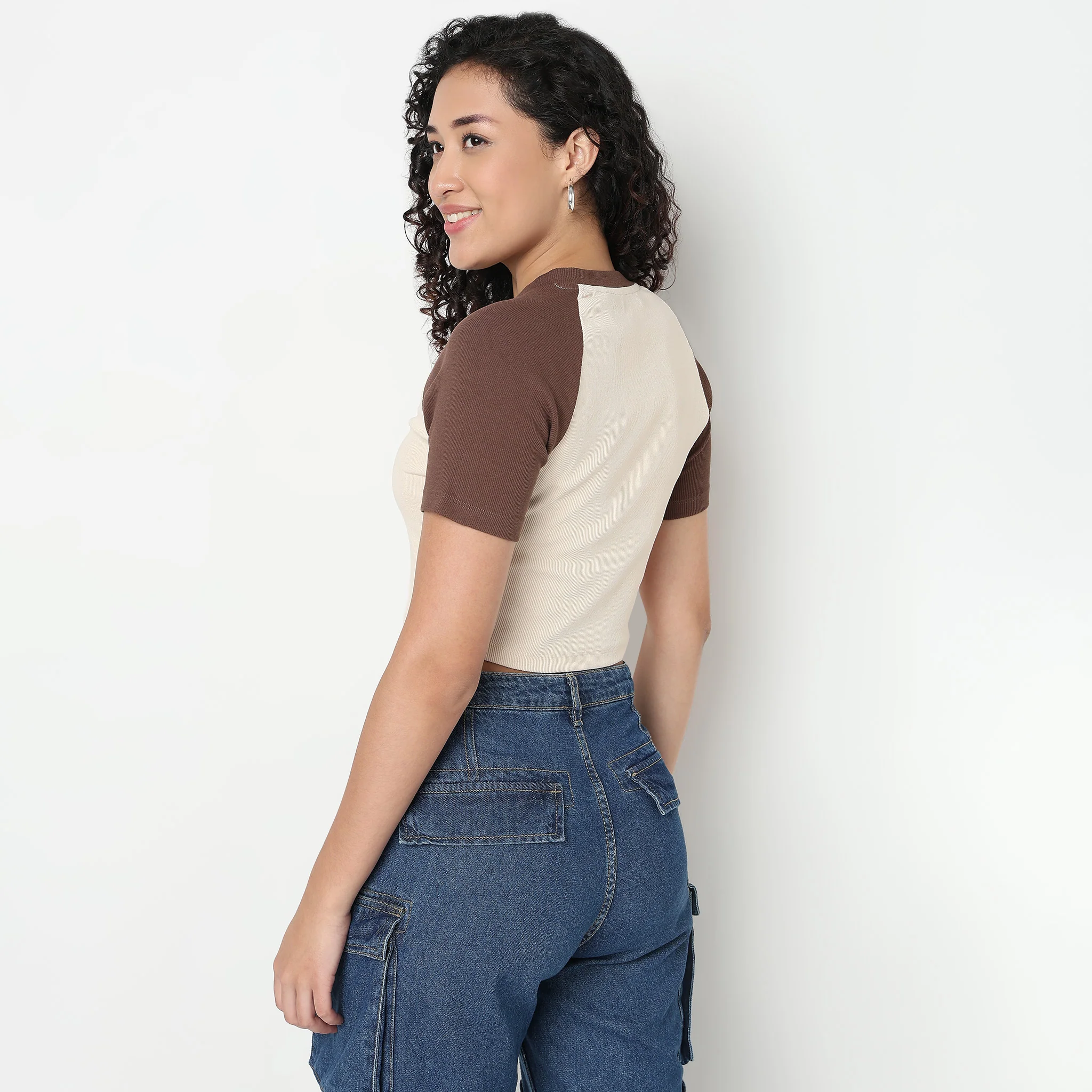 Fitted Cropped T-Shirt - Image 13