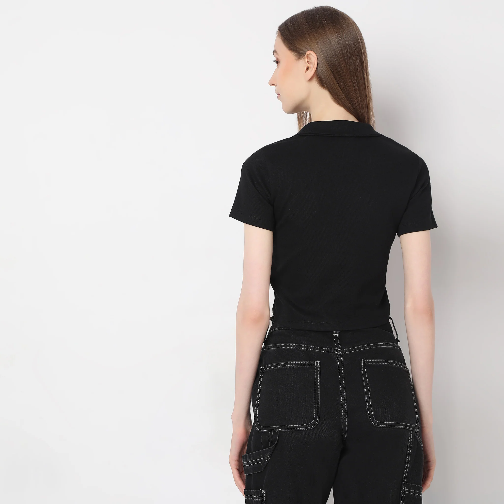 Regular Fit Solid T-Shirt - Image 3