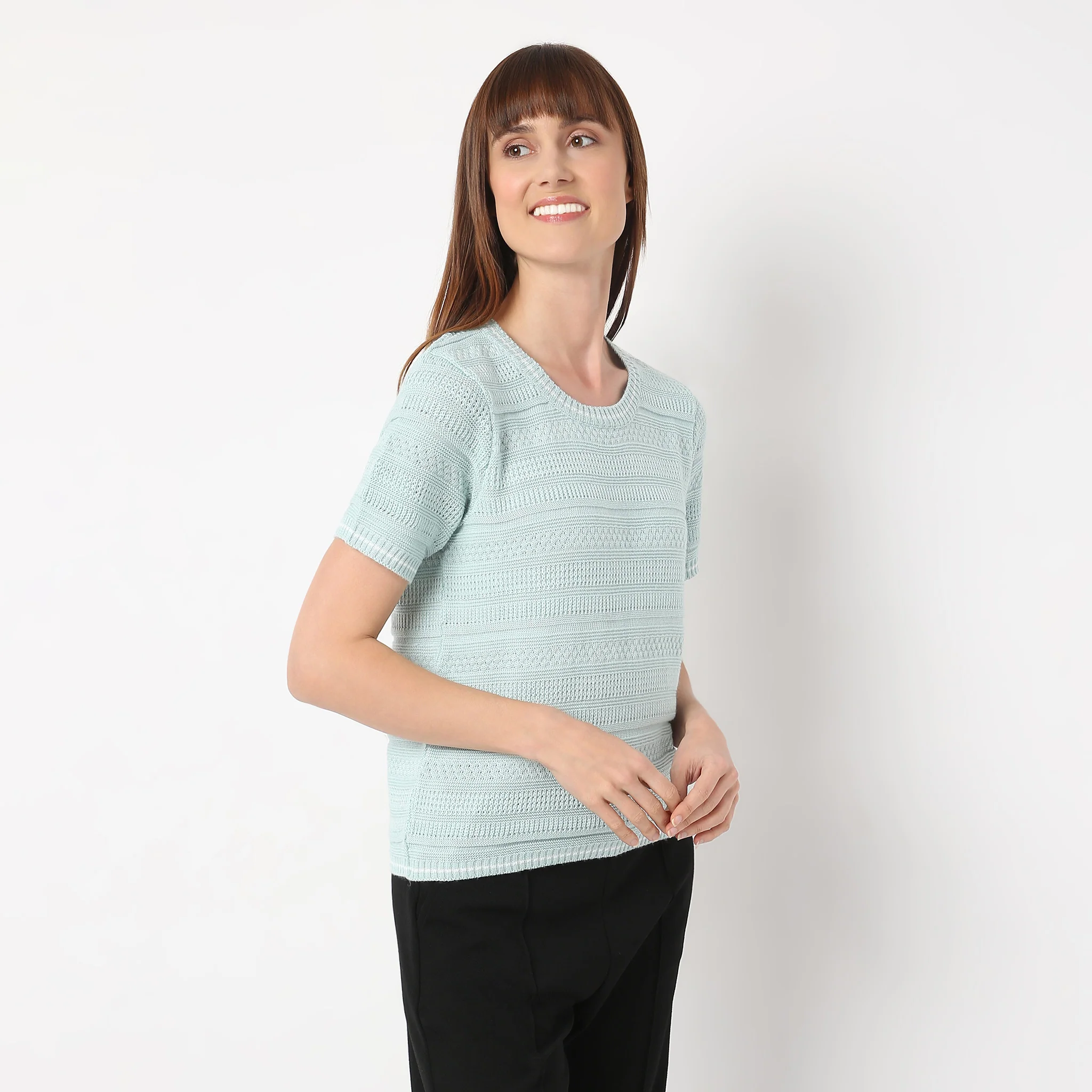 Crew Neck Short Sleeve Kniited Structured Stripped T-Shirt - Image 3