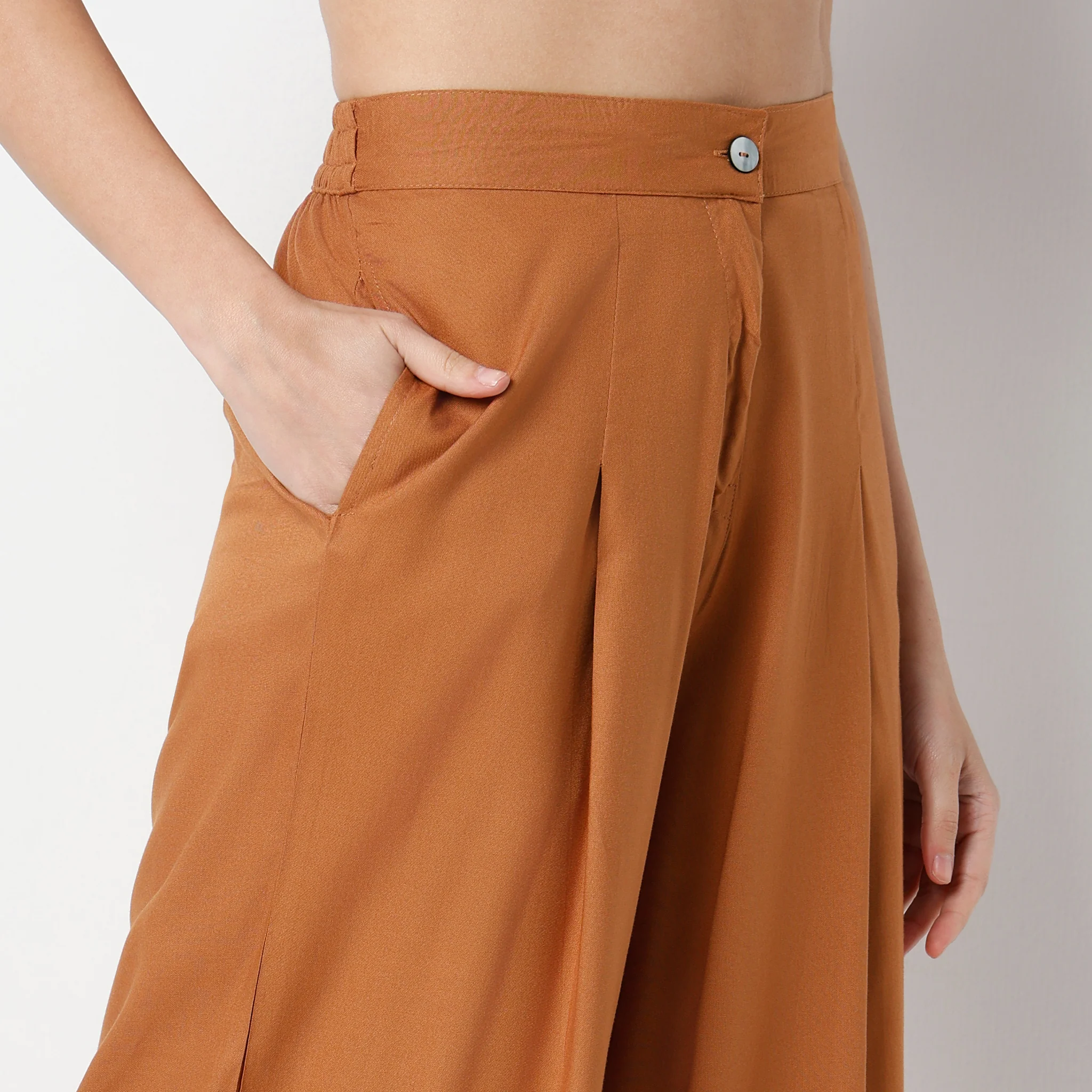 Relaxed Fit Abstract Square Neck Flared Full Sleeve Top With Pant & With Shrug Set - Image 8