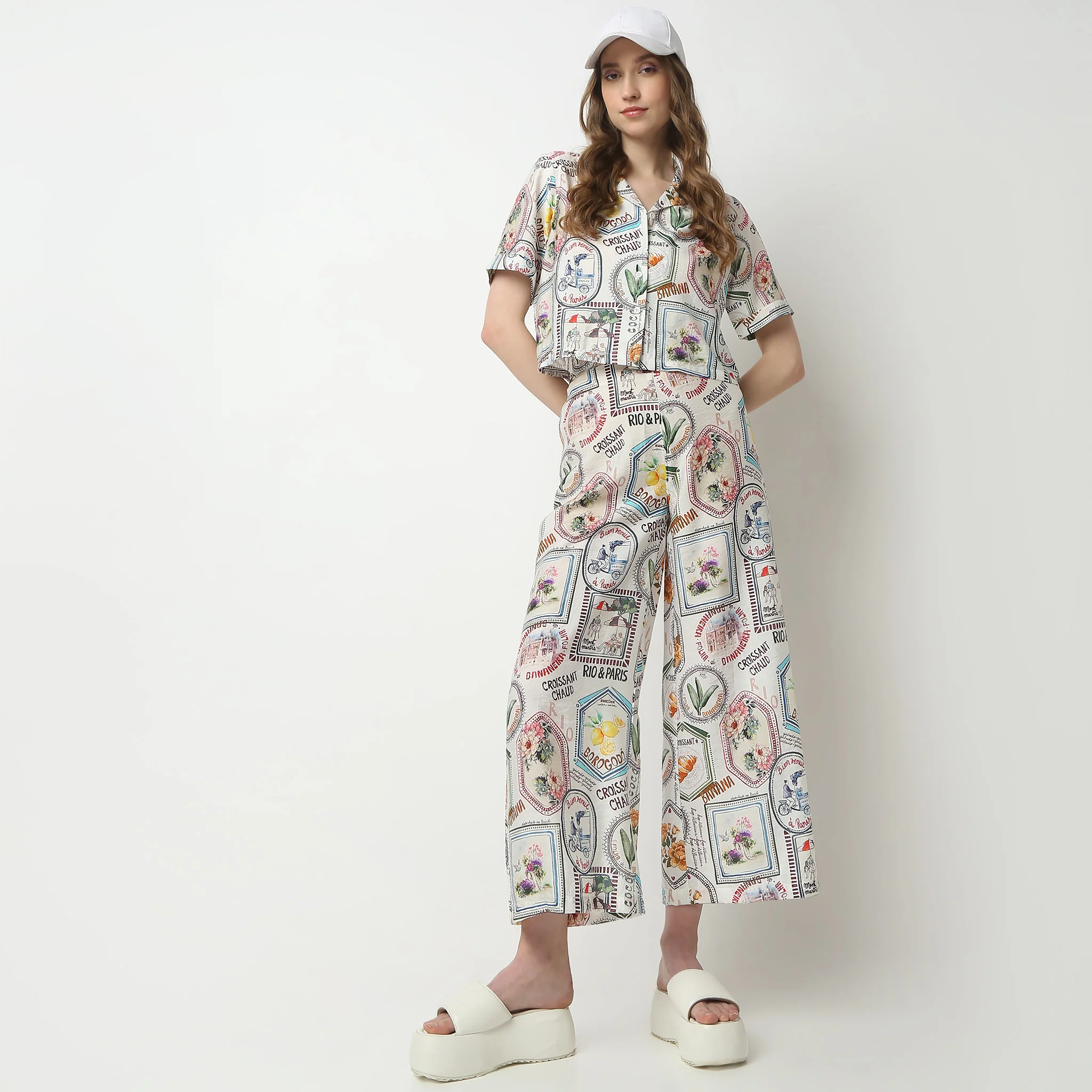 Relaxed Fit Graphic Ankle Length Betty High Rise Palazzo With All Over Print