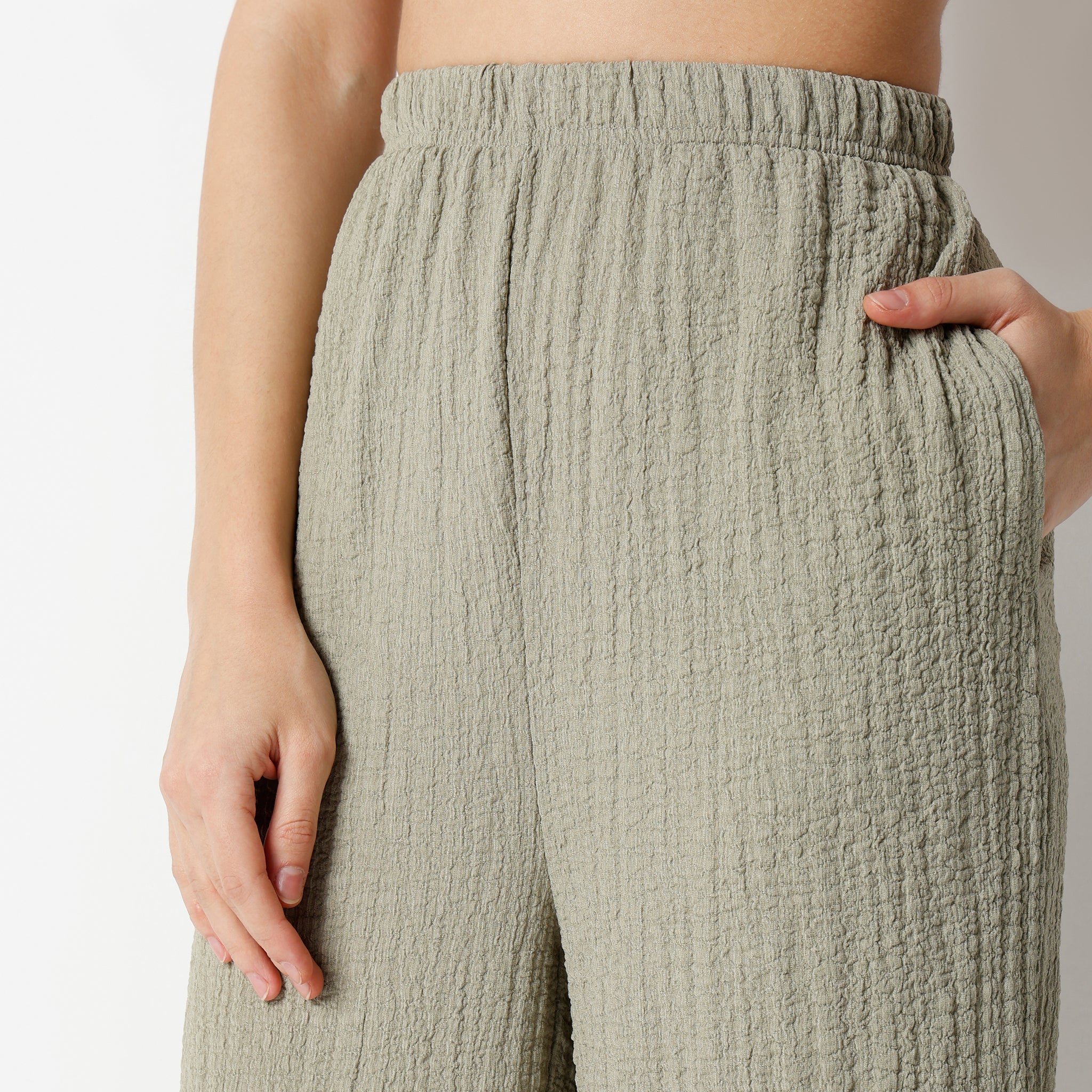 Relaxed Fit High Rise Palazzo With Elasticated Waistband - Image 9