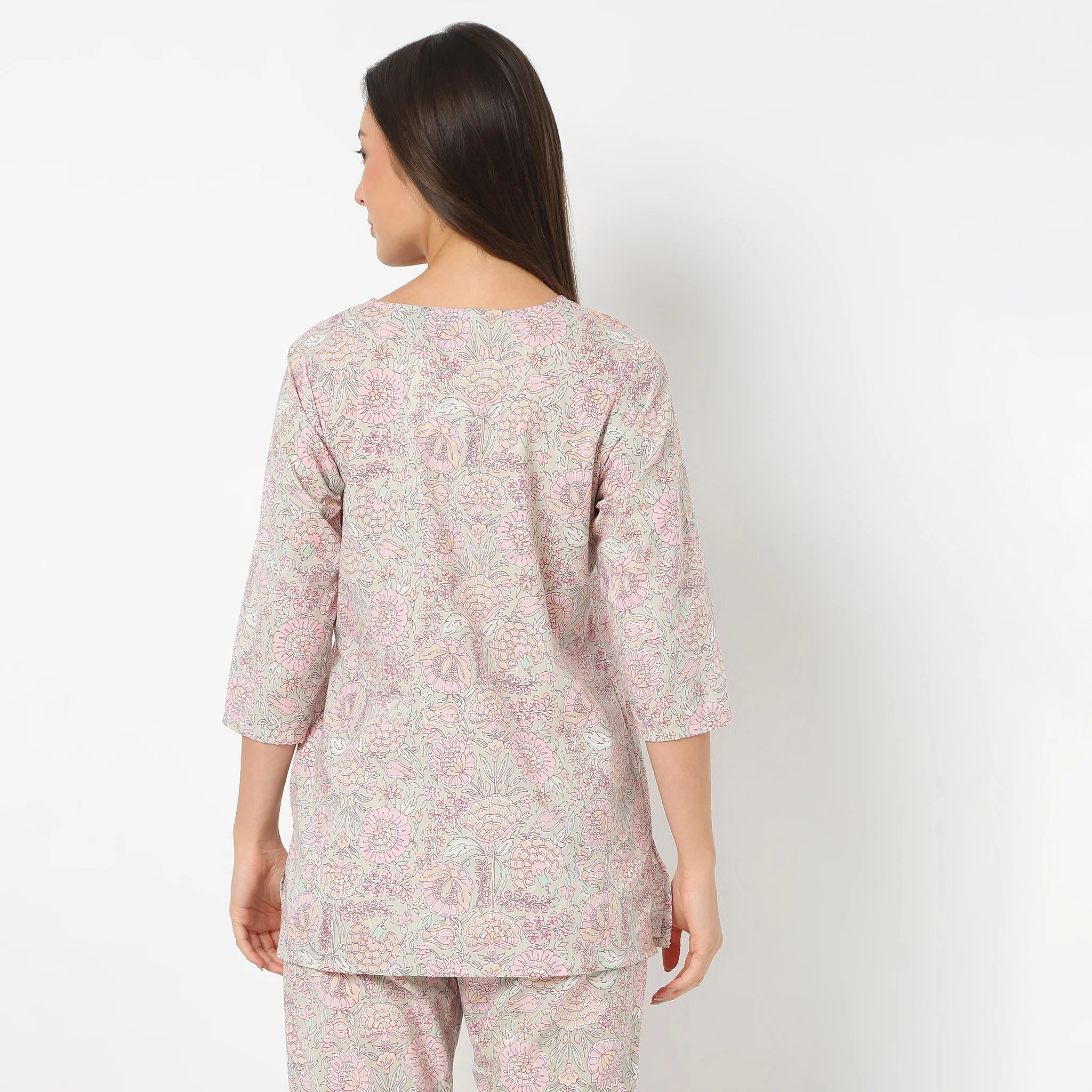 Round Neck Three-Fourth Sleeve Printed Jaipuri Top With Pyjama Sleepwear Set - Image 3
