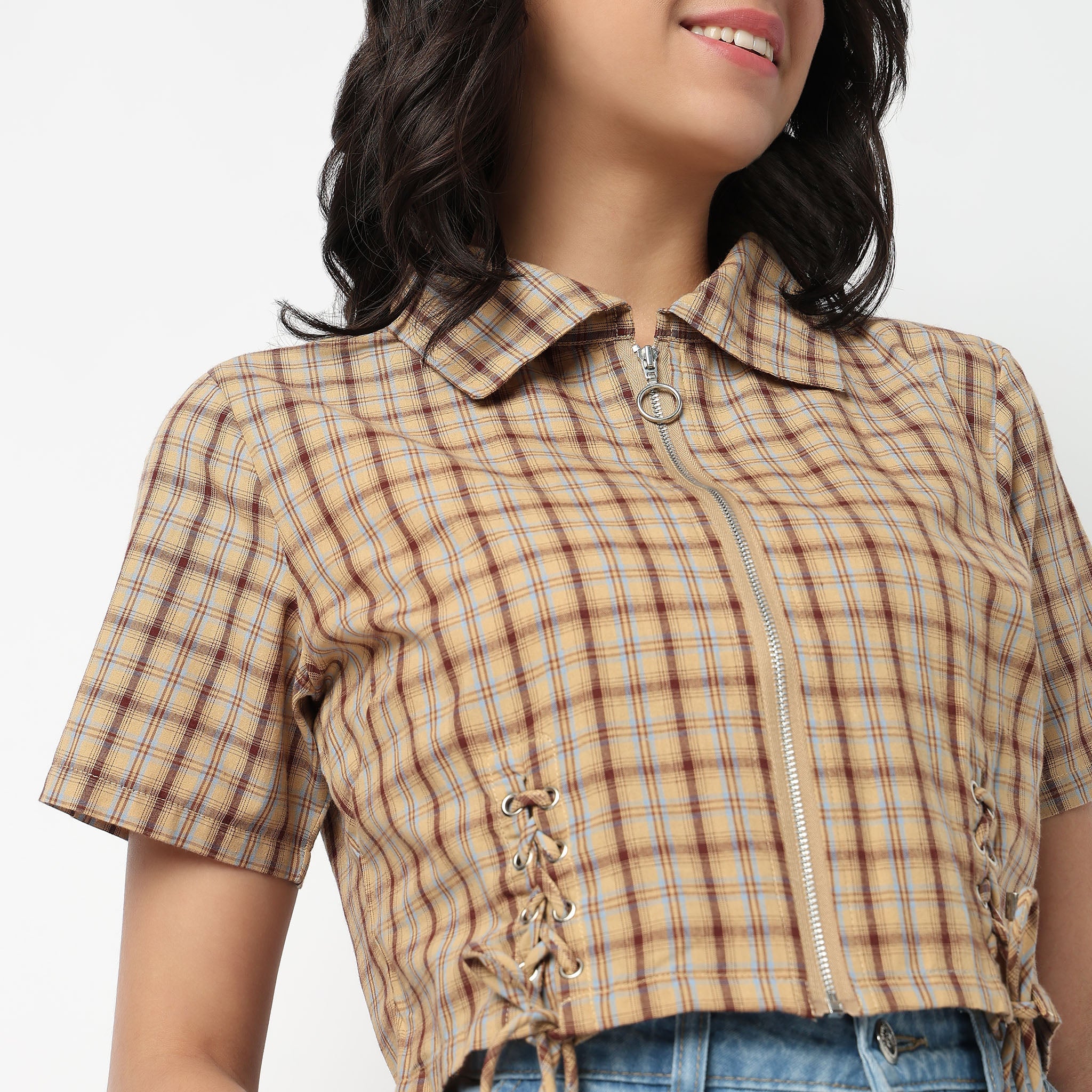 Slim Fit Checkered Cropped Shirt - Image 4