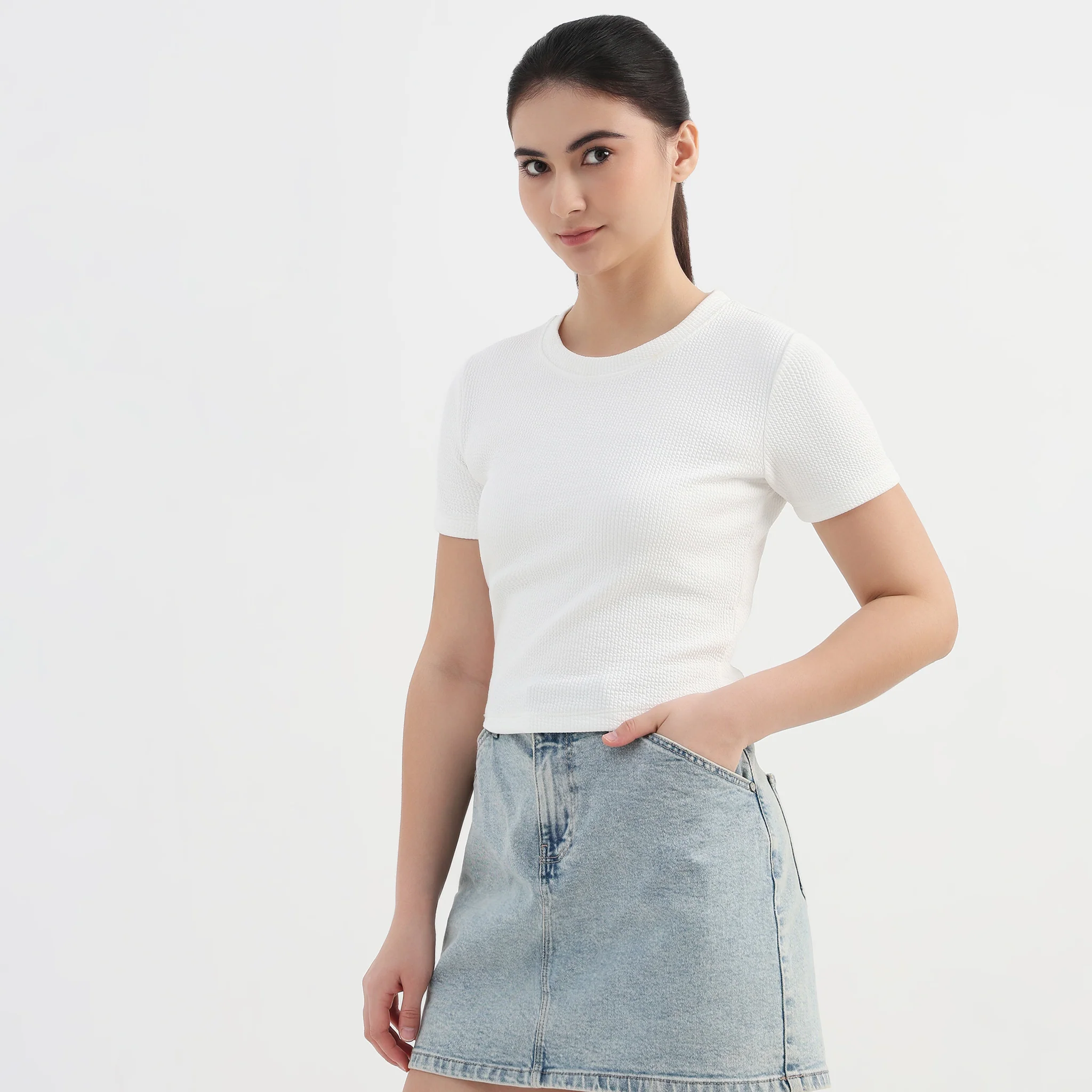 Slim Fit Crop T-Shirt - Image 5