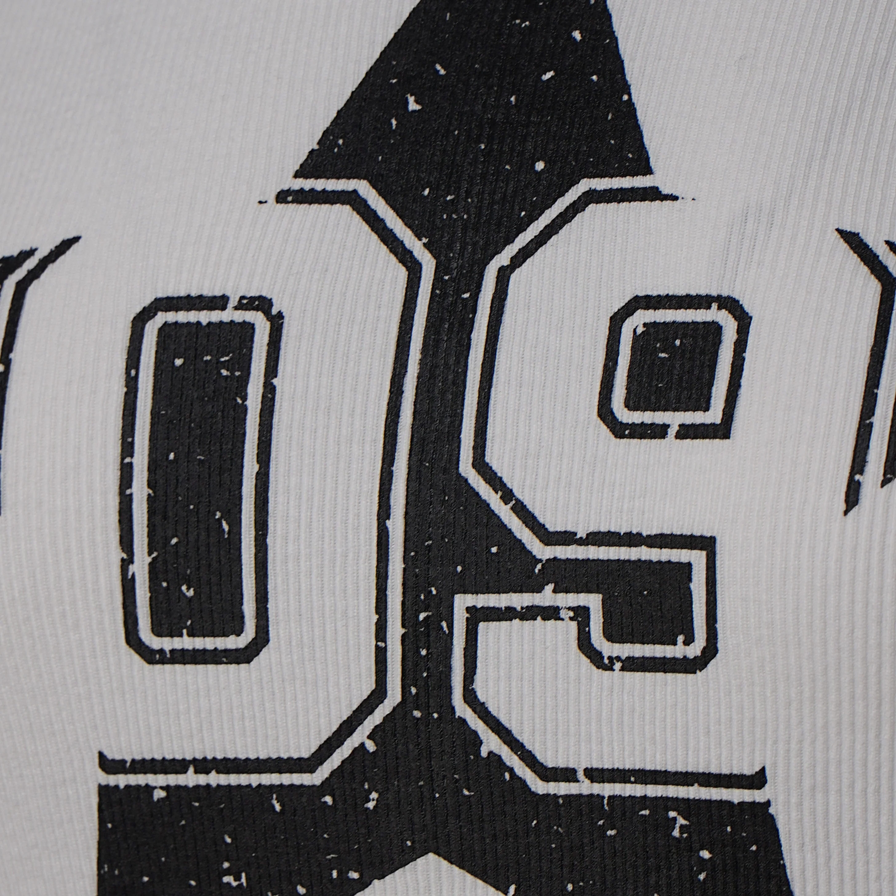 Slim Fit Graphic Crop T-Shirt - Image 4