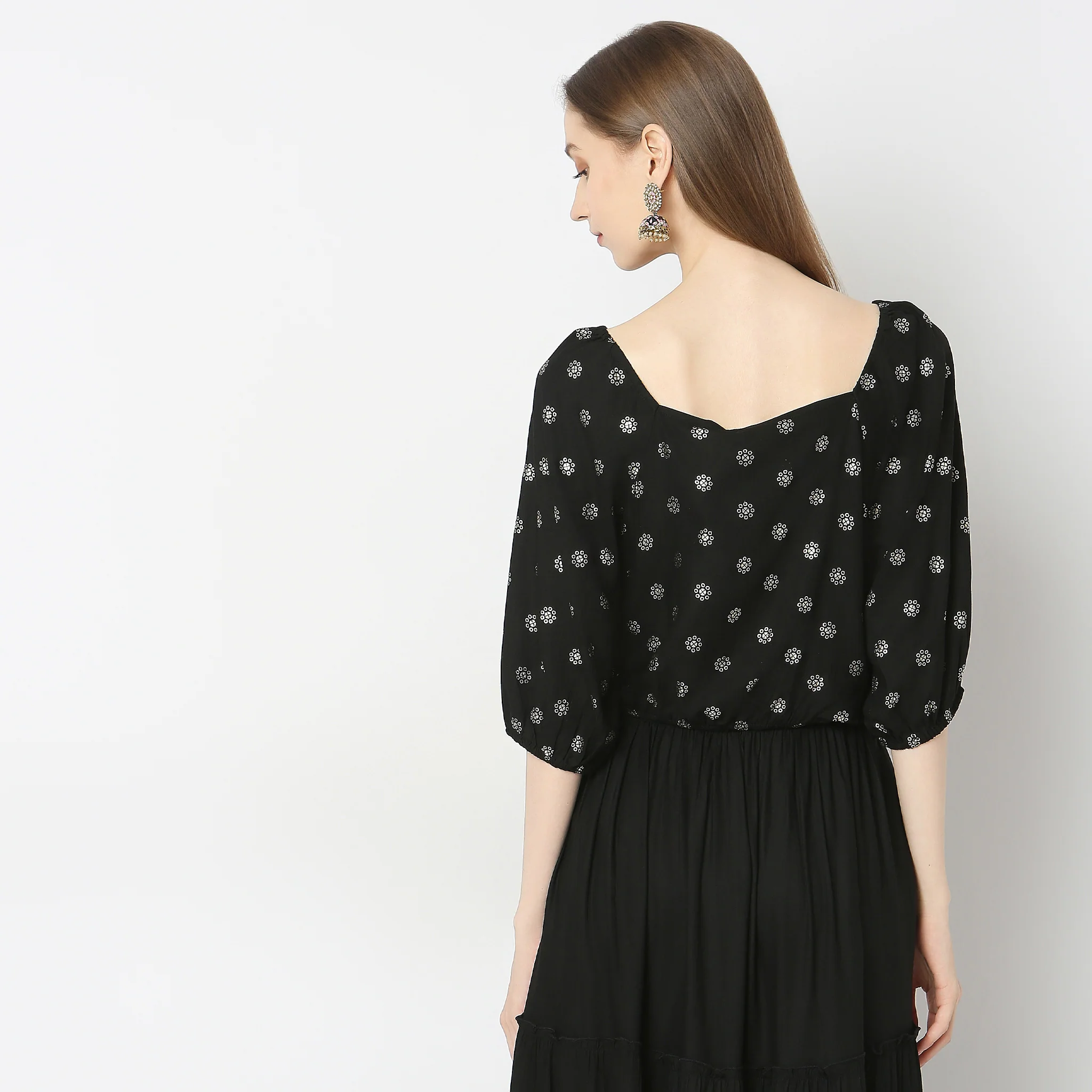 Slim Fit Printed Crop Top - Image 3