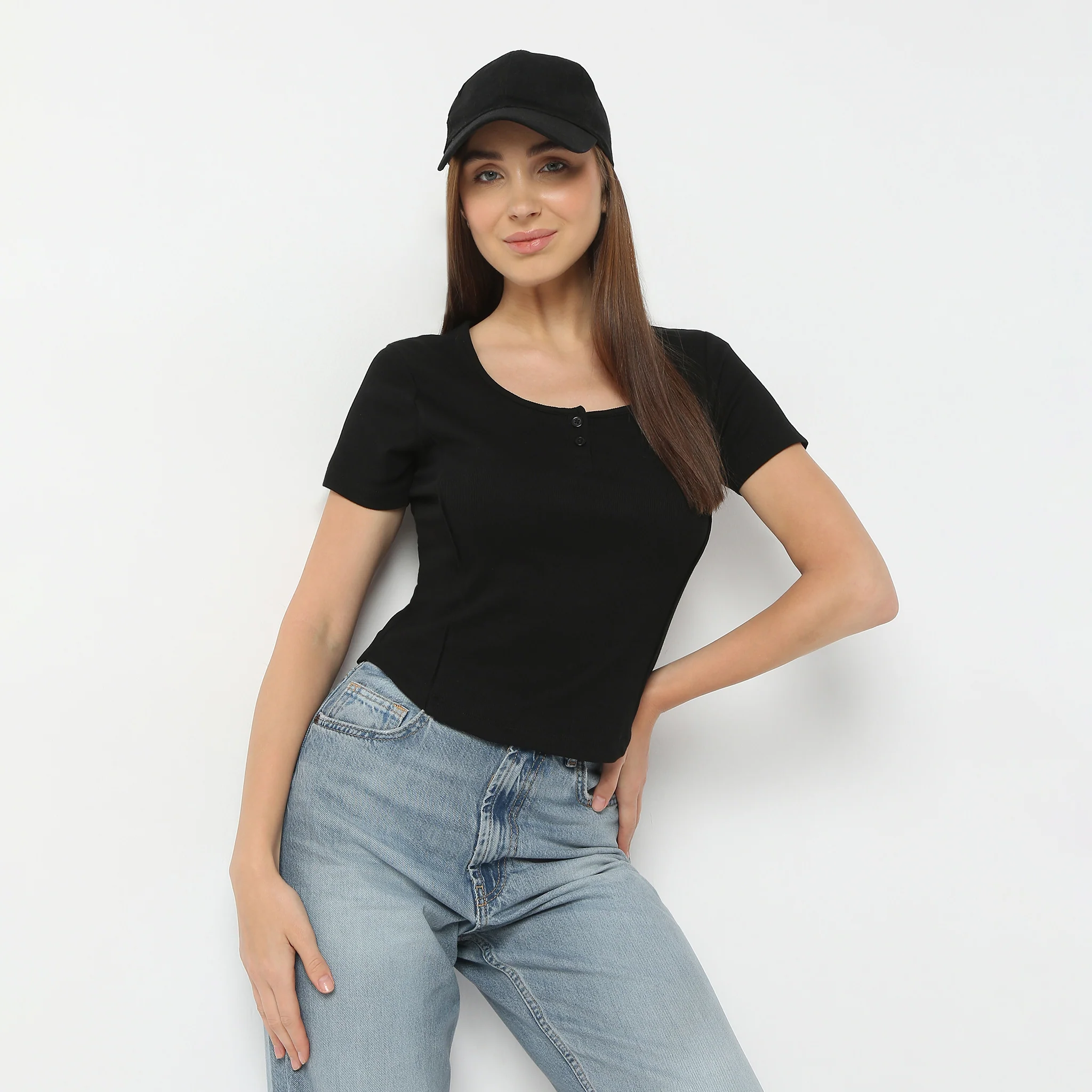 Slim Fit Short Sleeve Solid Betty Essential T-Shirt - Image 10